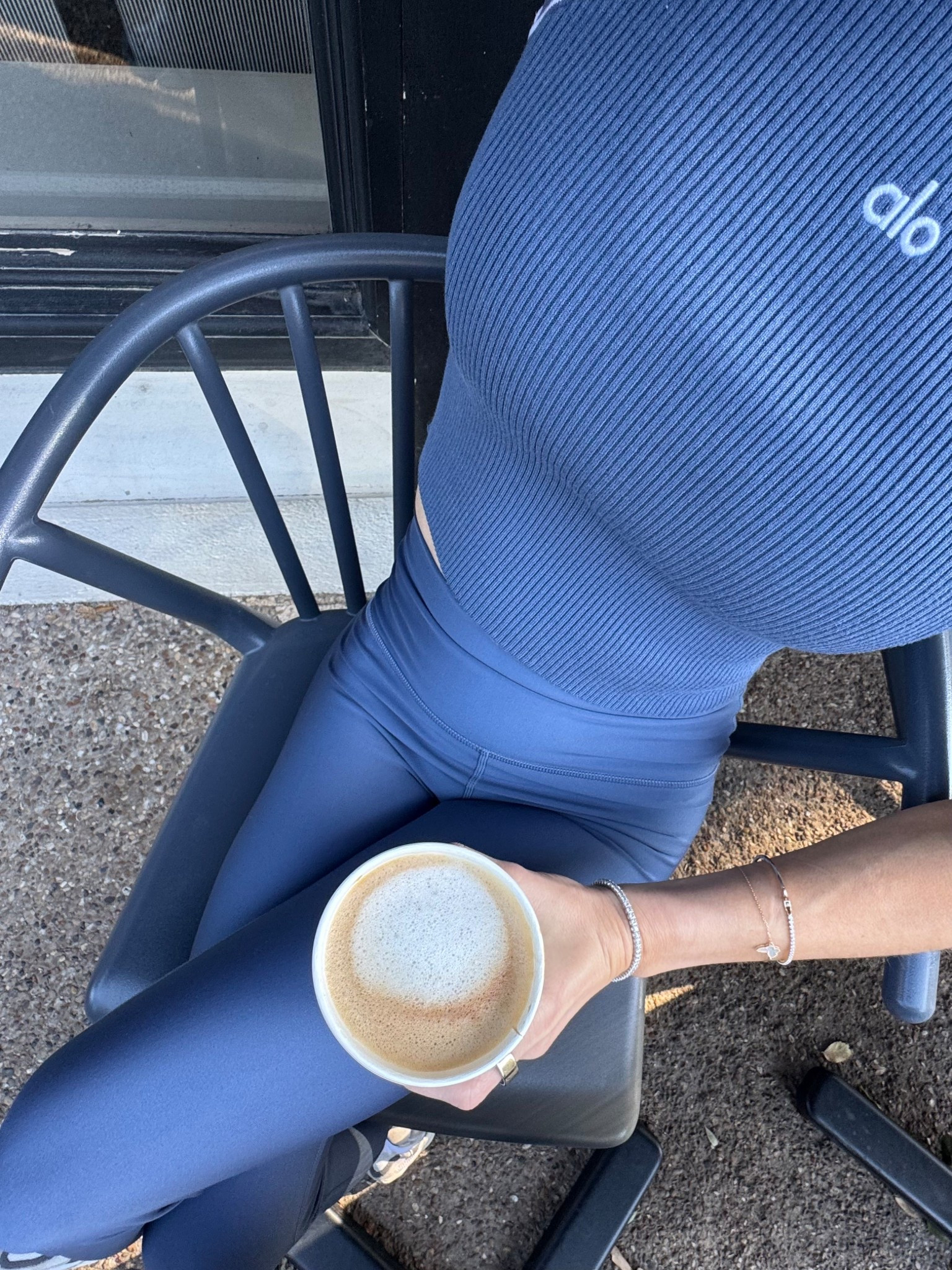 Leggings - size down. I’m wearing XXS

Top - XS

Bra - XS