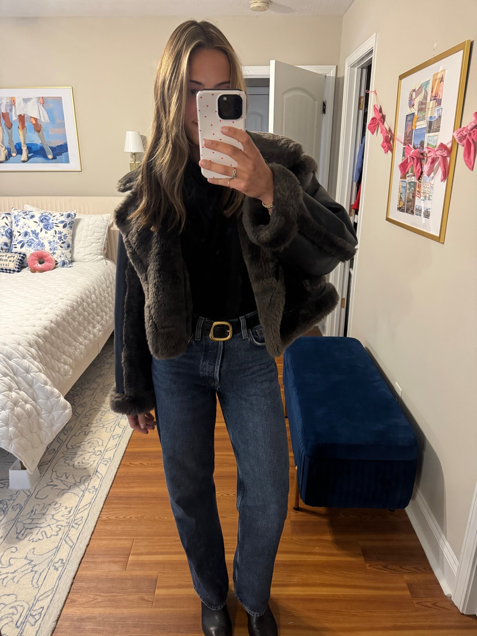 My favorite pair of dark wash denim! These are the only jeans I’ve worn all winter — I got a 25!

#LTKSeasonal #LTKootd #LTKValentine