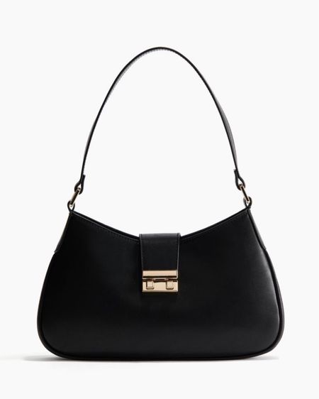 Black shoulder bag 

#LTKstyletip #LTKfindsunder50 #LTKitbag