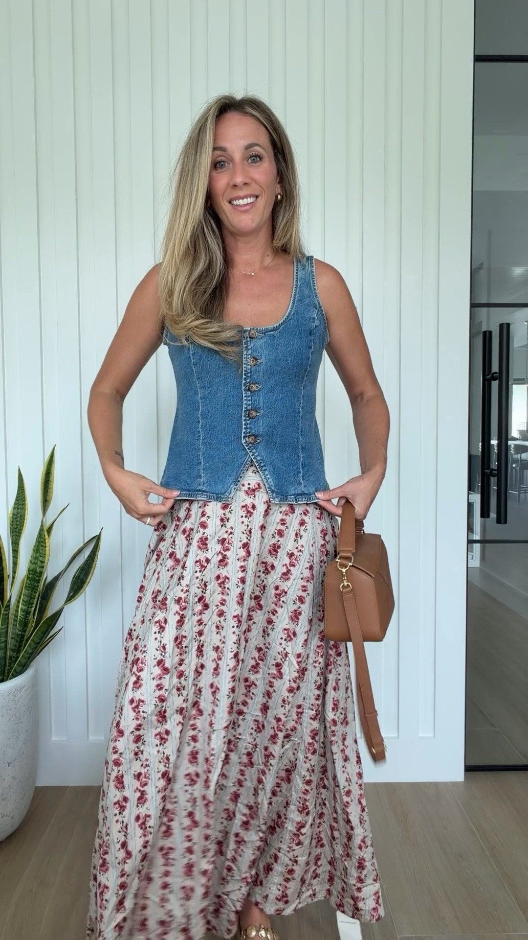 Size small top, skirt runs big so I sized down to an XS tall

#LTKgrwm #LTKootd #LTKSaleAlert