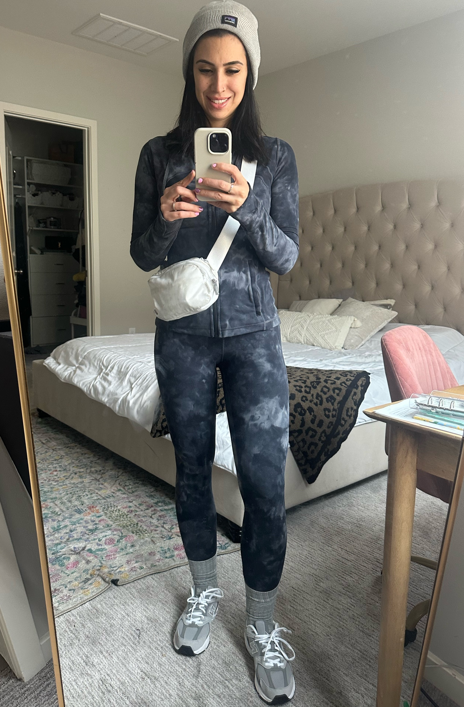 Cozy mom outfit, Lululemon finds. Click below to shop✨follow me for more ideaas

#LTKfindsunder100 #LTKstyletip #LTKfitness