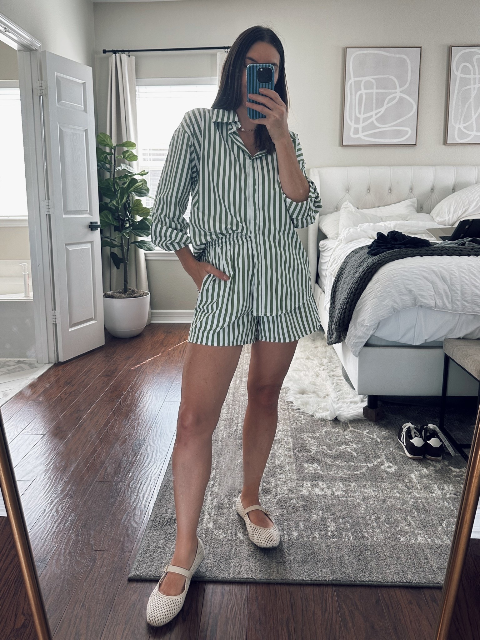 What I wore today to teacher meet & greet. Would work for a school dropoff outfit too. Matching set in olive stripe. So lightweight. Wearing a small. Shorts have pockets, and the set is only $21. Linking similar mesh flats. 

Pre-fall outfit, mom outfit, toddler mom look, matching sets, Amazon, affordable mom outfits 

#LTKFindsUnder50 #LTKStyleTip #LTKSeasonal