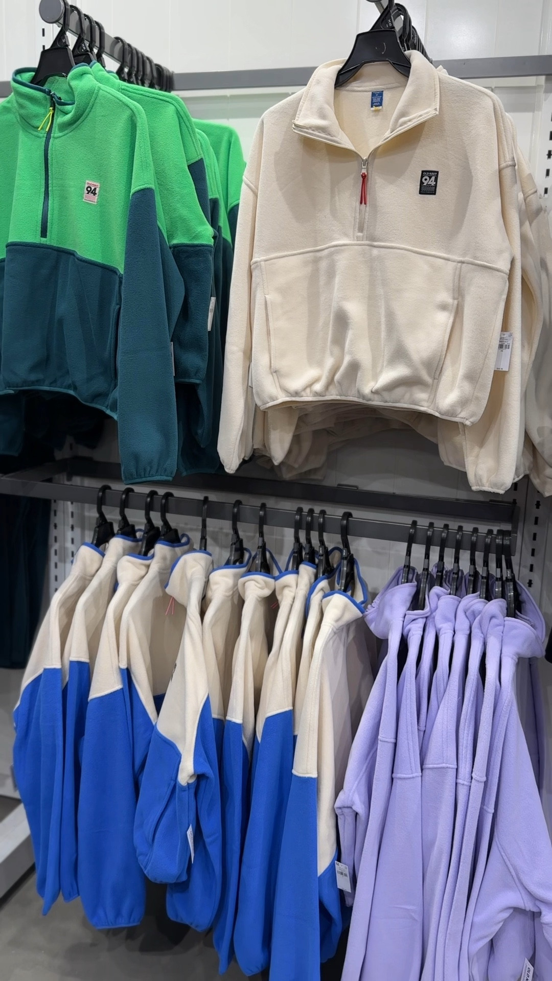 Old Navy always has the best cozy finds in my opinion! One of my favorite places to shop when the weather starts cooling off 🤌🏼

#LTKStyleTip #LTKFindsUnder50 #LTKActive