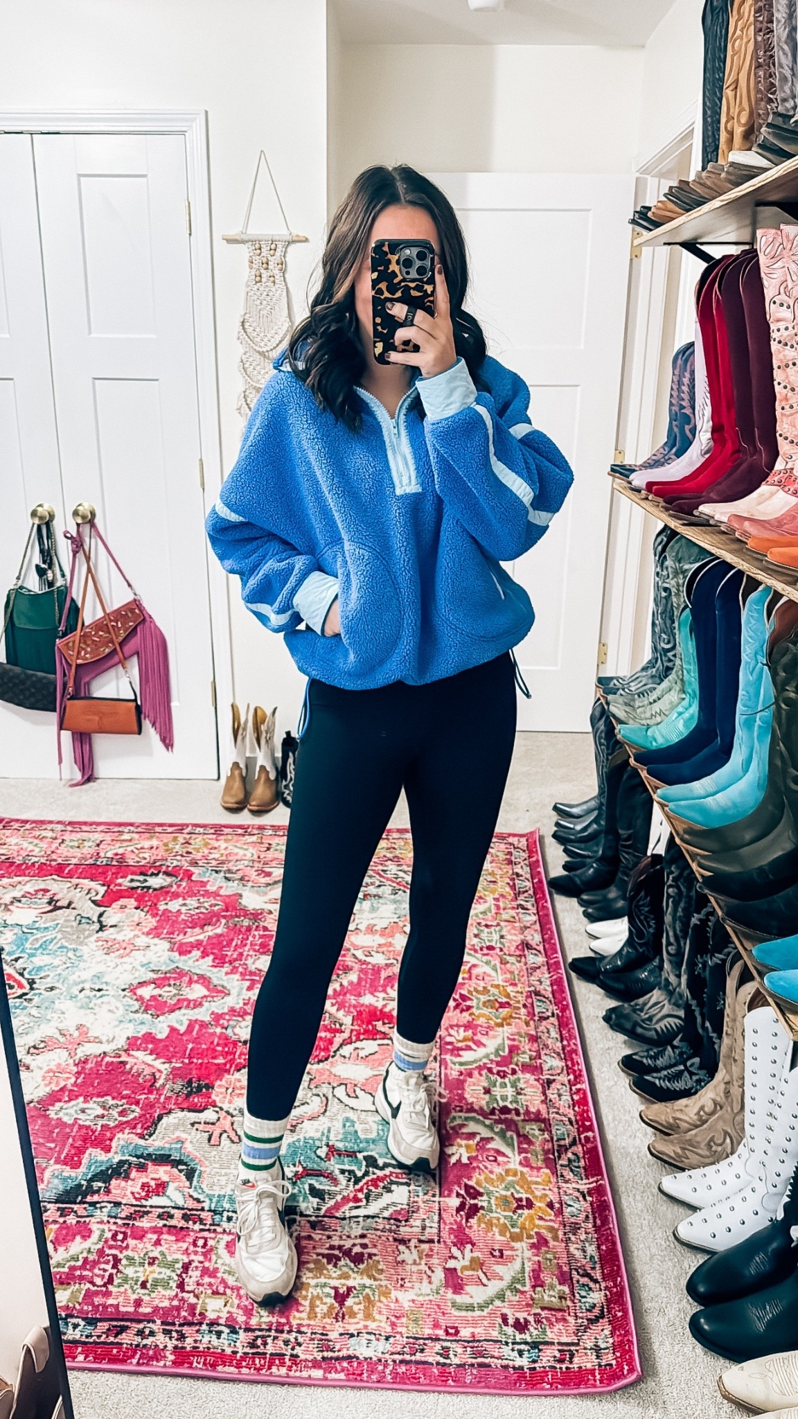 Winter outfit idea - causal outfit - leggings - tennis shoes 

#LTKFindsUnder100 #LTKFindsUnder50 #LTKootd