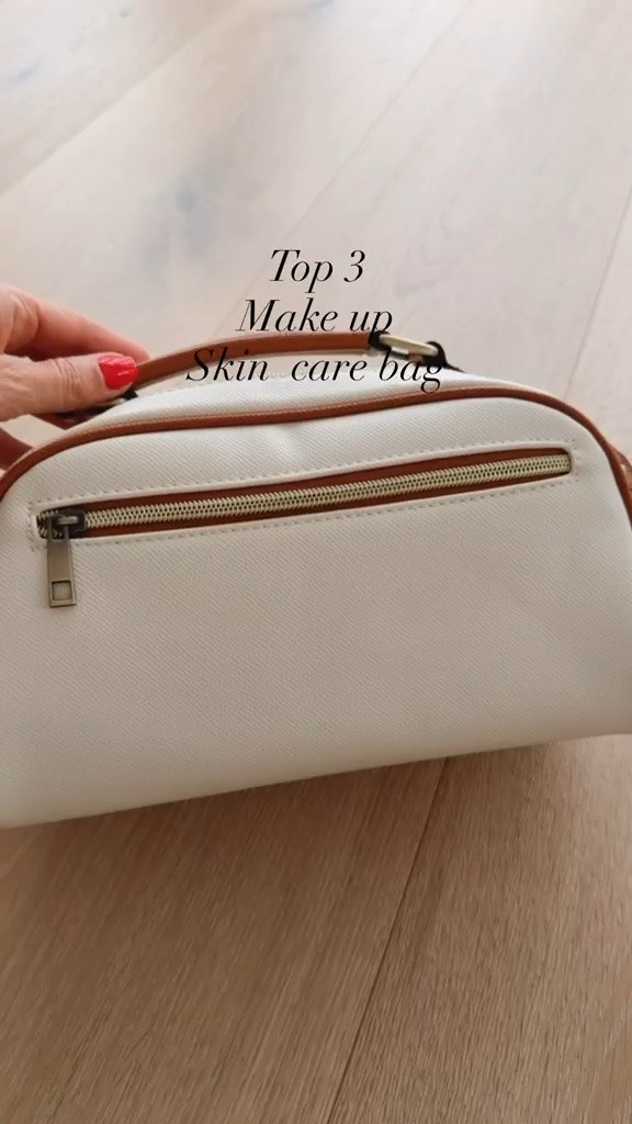 Top 3 make up skincare bag that i always take on my trips! The quality is amazing and it has a lot of space and pockets!
Travel must have

#LTKTravel #LTKBeauty #LTKU