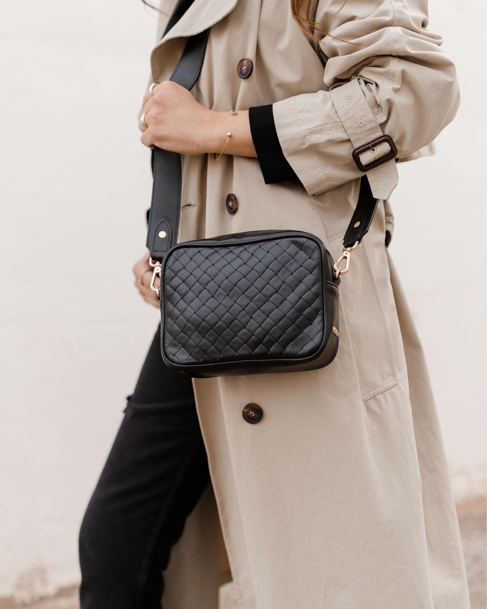 Accesorios Bolso acolchado negro bandolera GiGi New York
Pulsera Leontina Alascio
#LTKBags

#LTKitbag #LTKGiftGuide #LTKeurope