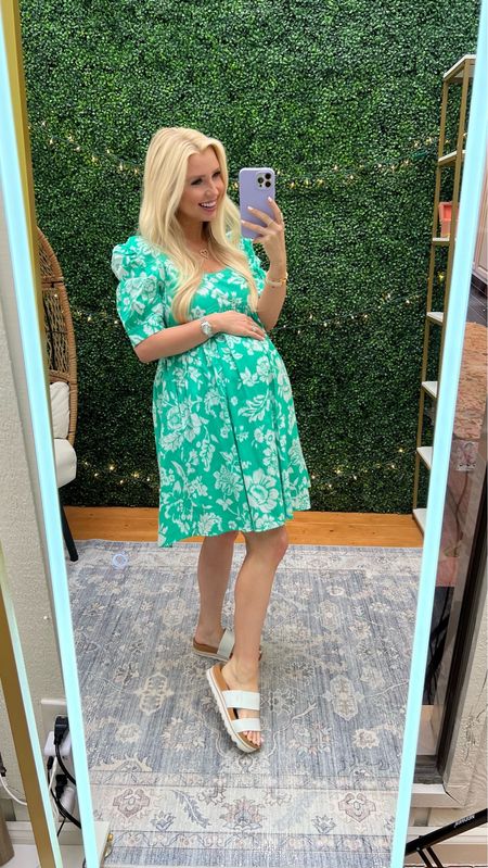 Today’s bump friendly look!! This dress is so fun for Spring! Paired it with my current favorite sandals! #reddressboutique

#LTKSeasonal #LTKbump #LTKstyletip