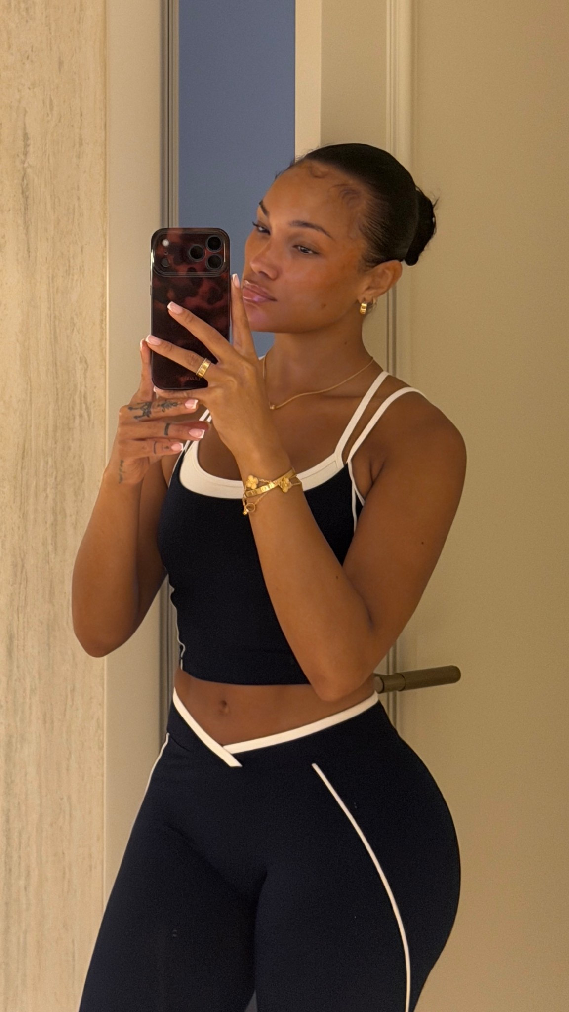 I love a cute workout set! I’m wearing a small in both pieces! 

#LTKdayinmylife #LTKfitnessgoals #LTKootd