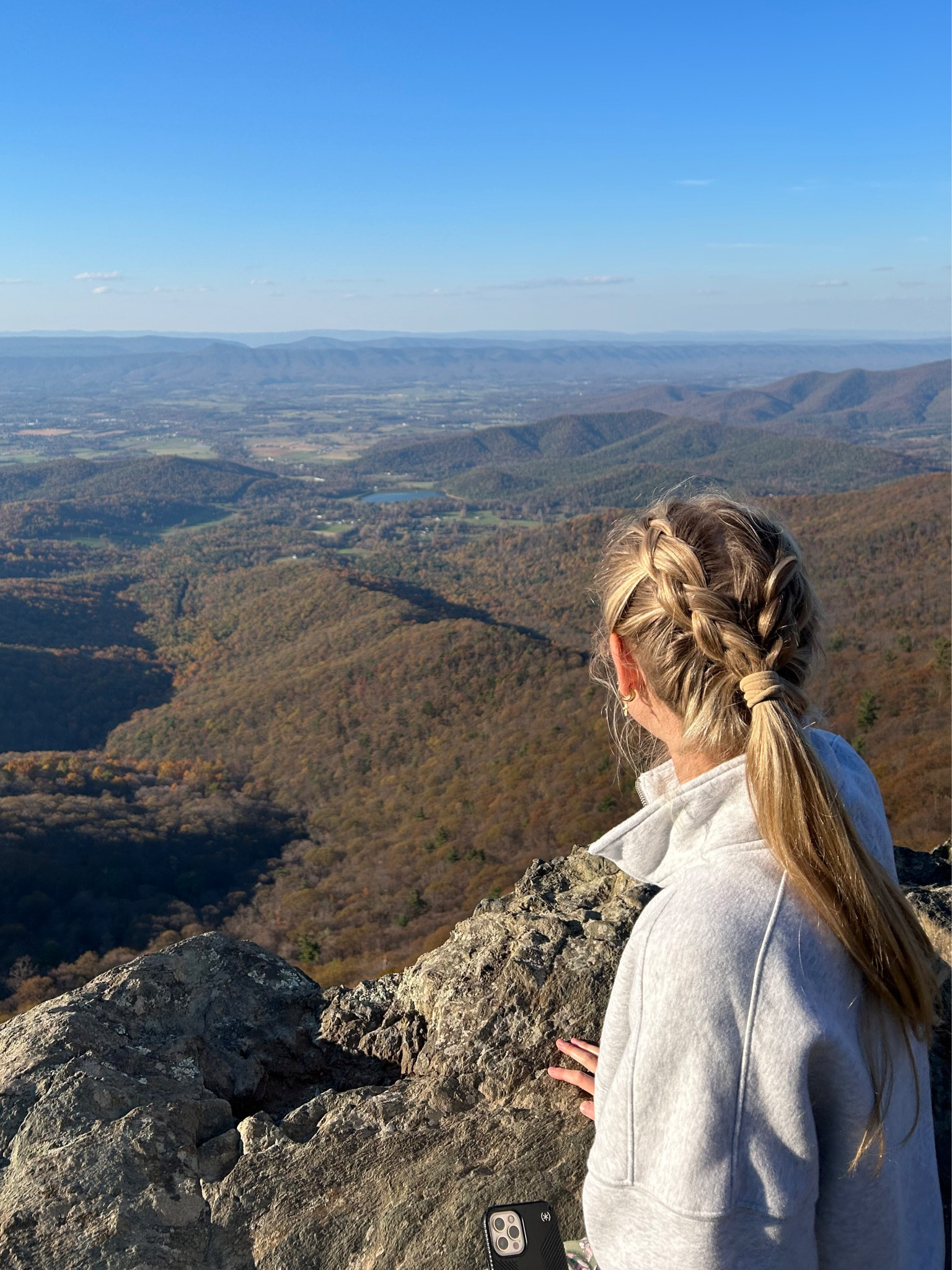 Size S in zip up
Best hairties for exercise, hiking, and active events!!
#fall #autumn #LTKfall #hiking #activewear #abercrombie

#LTKSeasonal #LTKGiftGuide #LTKHoliday