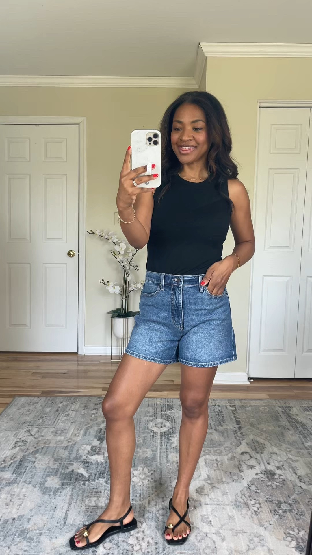 I wear a size 4 in these. TTS. more light weight and “stretchable” denim material

#LTKootd #LTKgrwm #LTKOver40