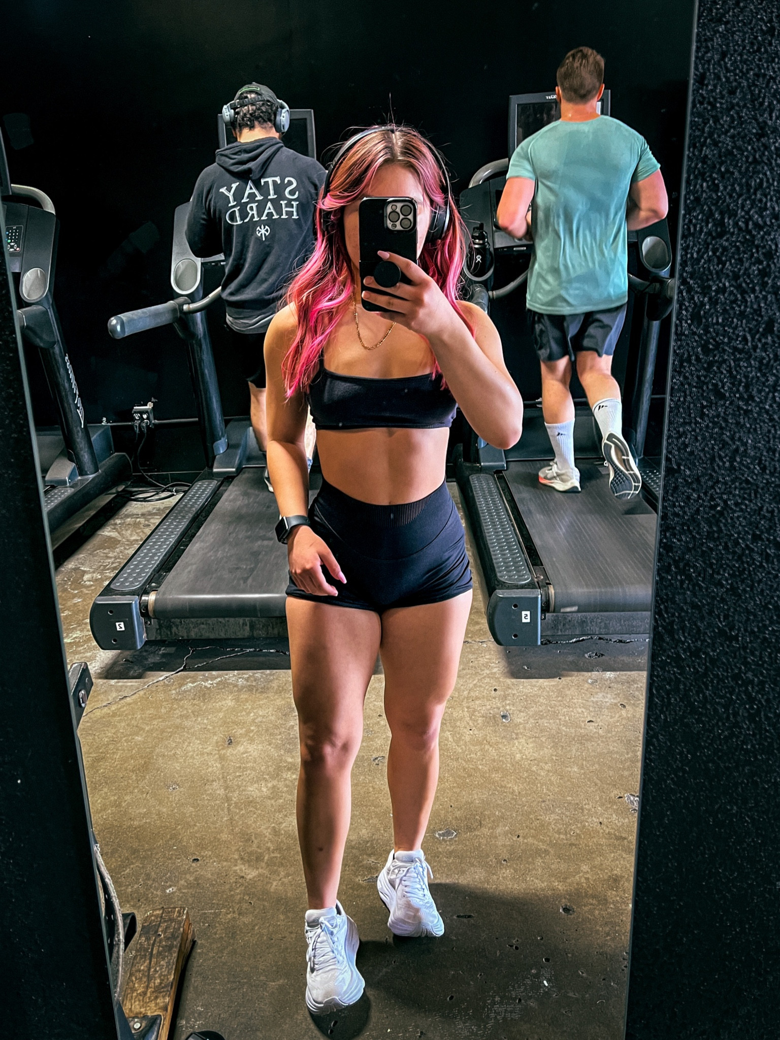 GYM OUTFIT

#LTKunder50 #LTKstyletip #LTKshoecrush