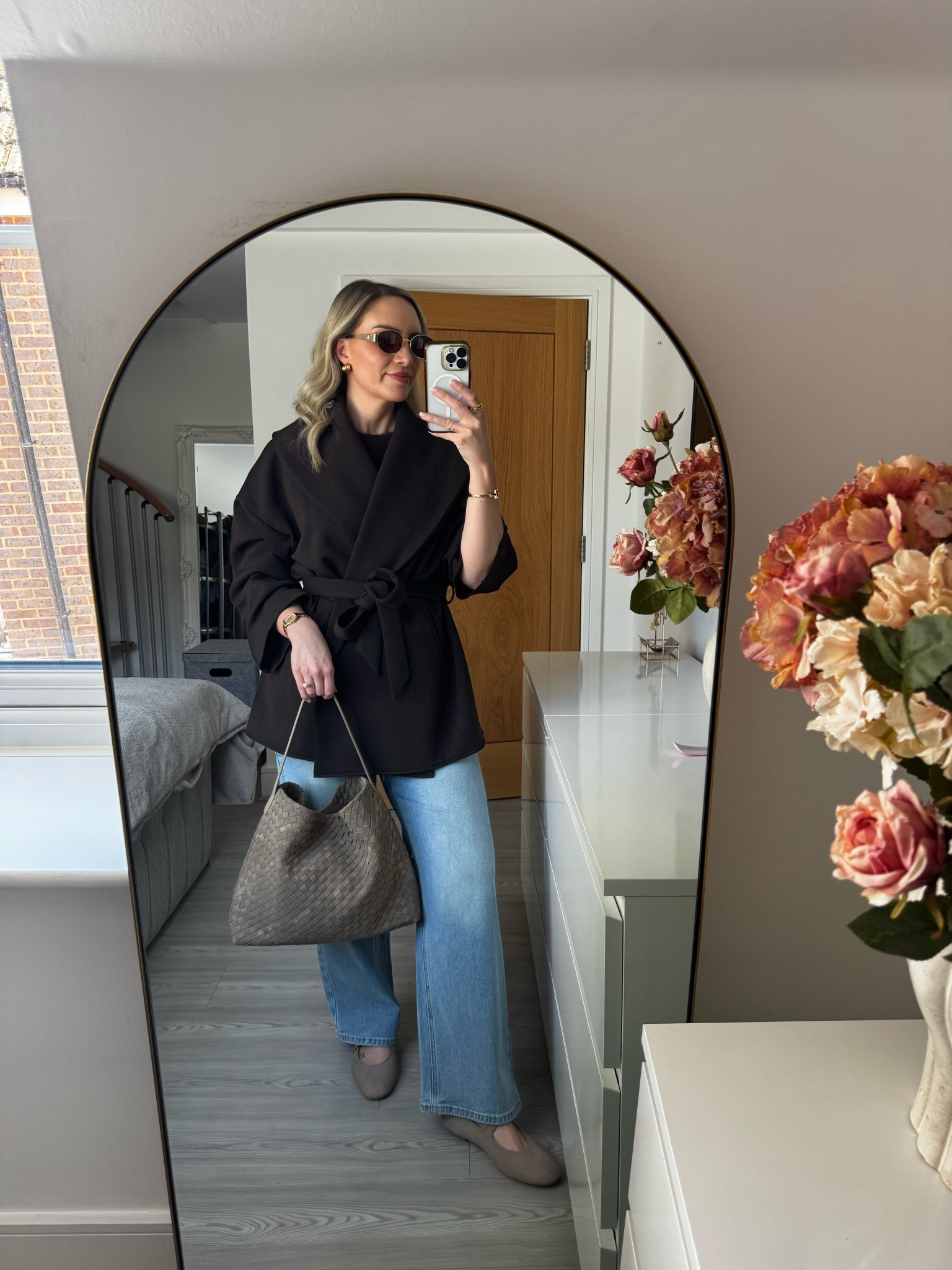 A smart casual spring outfit idea 🫶🏼

#LTKspring #LTKjeans #LTKbag