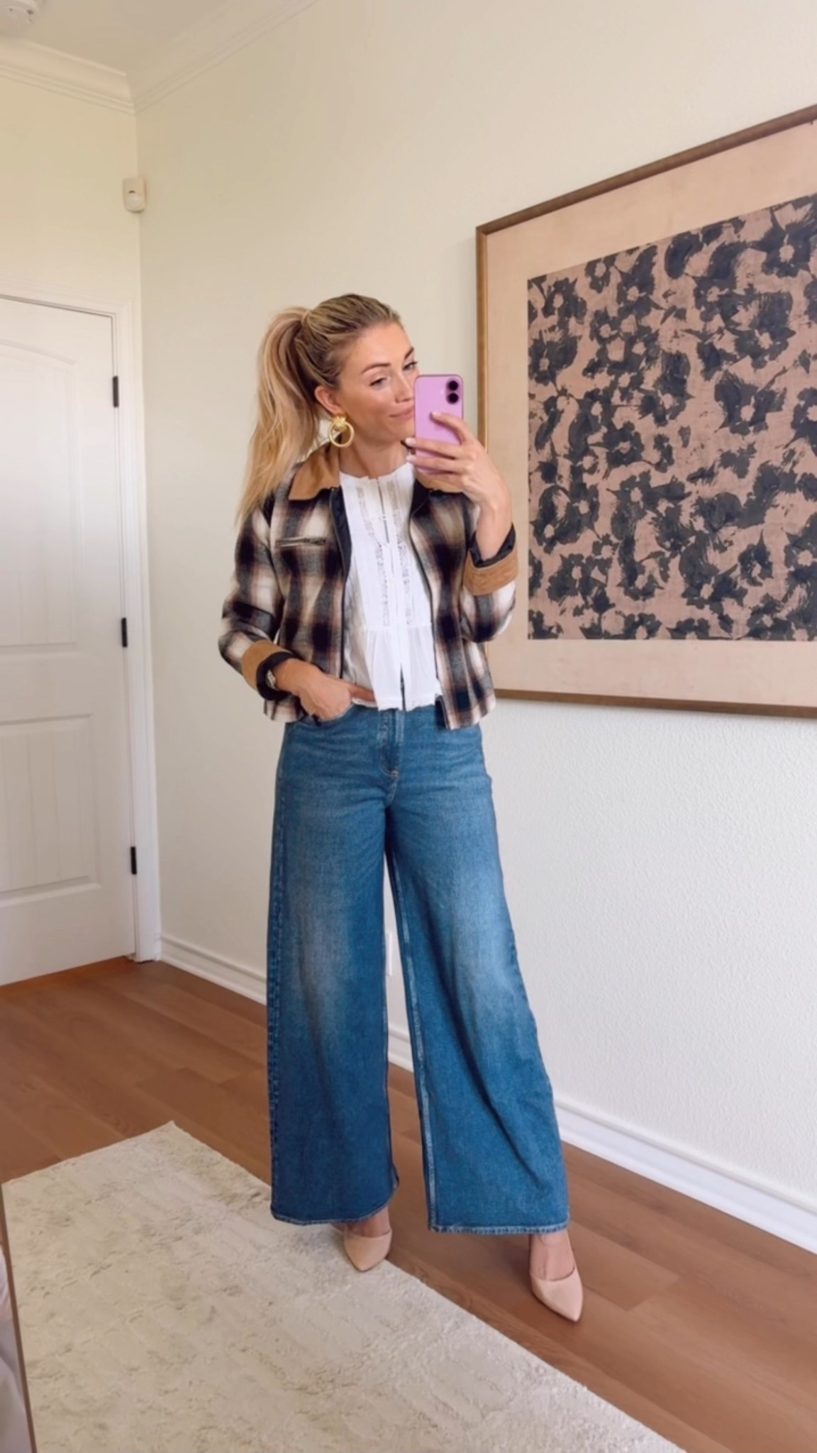 Sweat pant jeans on sale!!! Cutest holiday look for Black Friday 

#LTKSaleAlert #LTKCyberWeek #LTKSeasonal