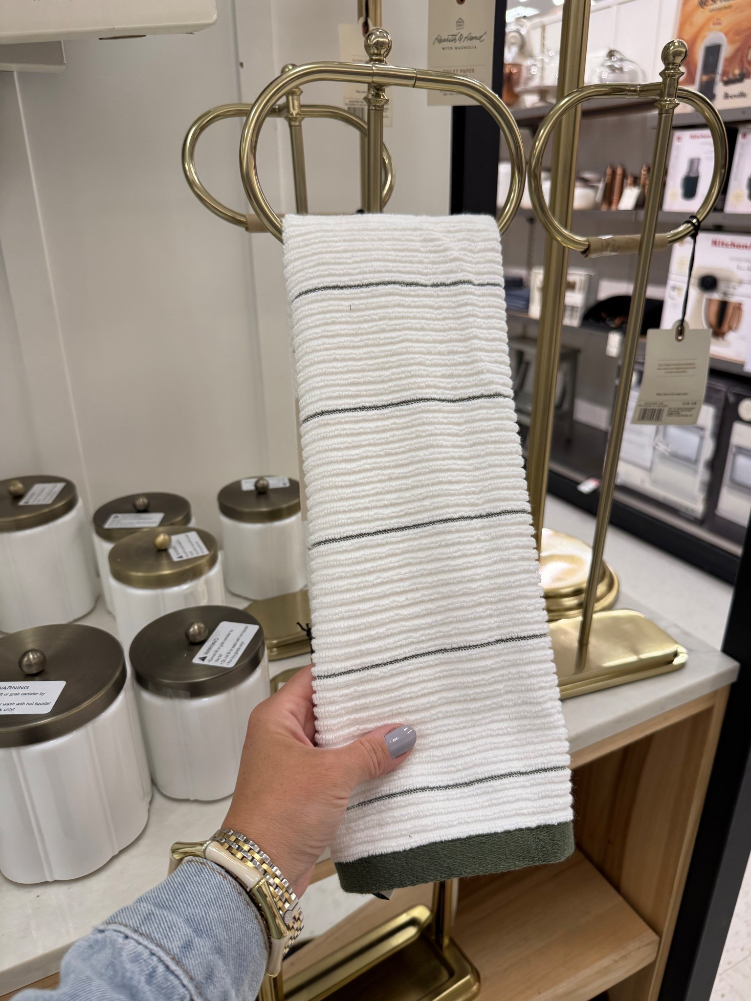The prettiest towel holder and towel! Love this whole bath collection from Hearth and Hand with Magnolia at Target! @target @targetstyle #target #targetstyle #bath #bathroom #towel #targethome  #targethaul 

#LTKFindsUnder50 #LTKSaleAlert #LTKHome