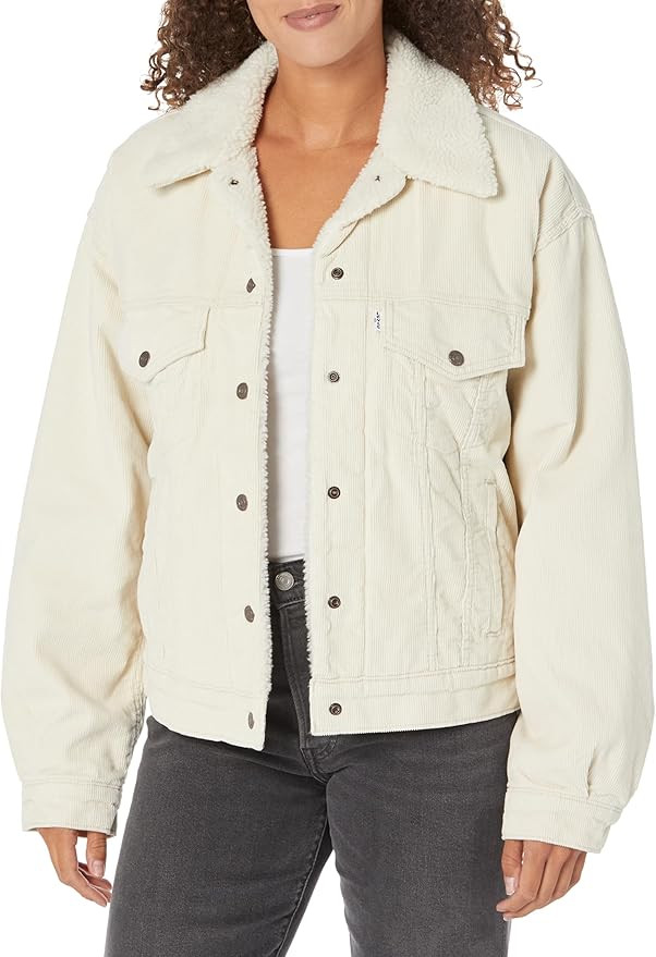 Levi's Women's 90s Sherpa Trucker Jacket (Standard and Plus) | Amazon (US)