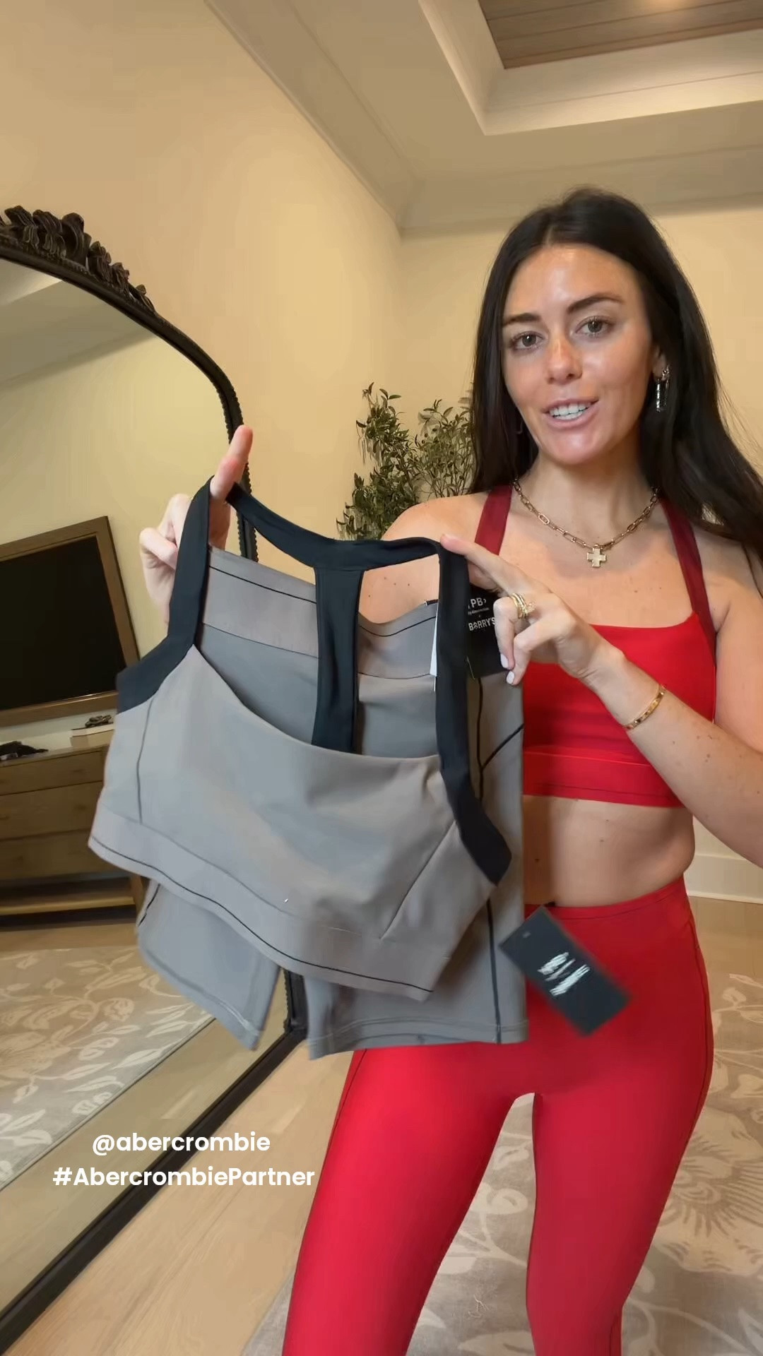 New @abercrombie X Barry's workout pieces #AbercrombiePartner