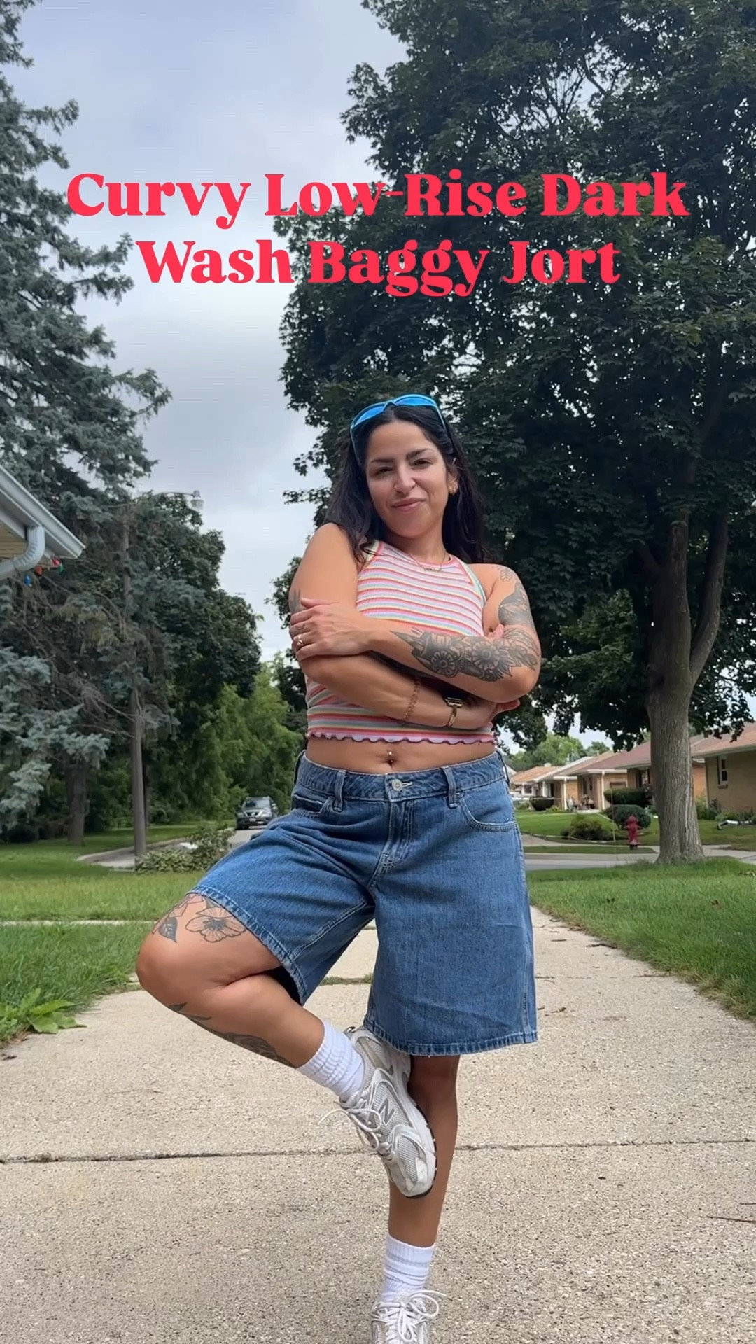 Curvy Low-Rise Dark Wash Baggy Jorts on my midsize body. Got these from hollister and they were on sale! So comfy and cute 💙

#LTKPetite #LTKSaleAlert