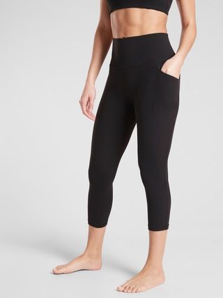 Salutation Stash Pocket II Capri | Athleta