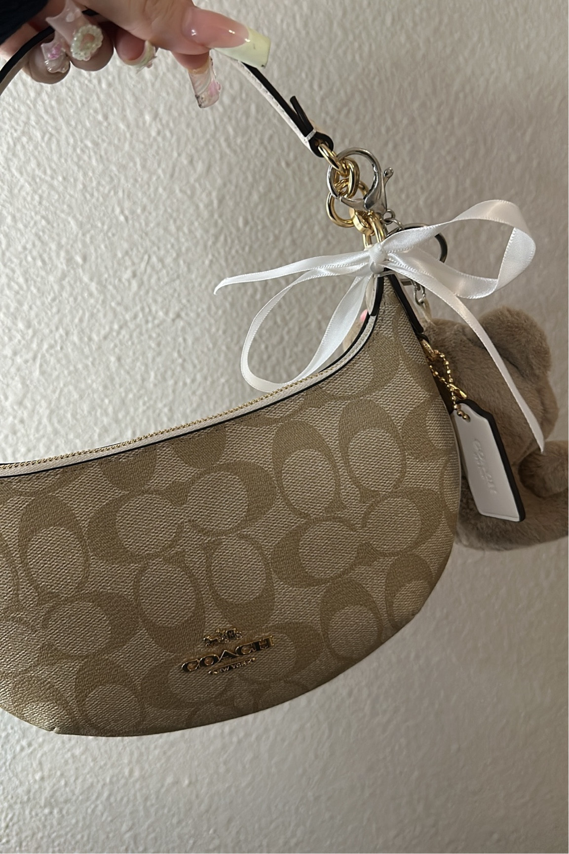 love me a cute bag!🫧🤍

#LTKBeauty