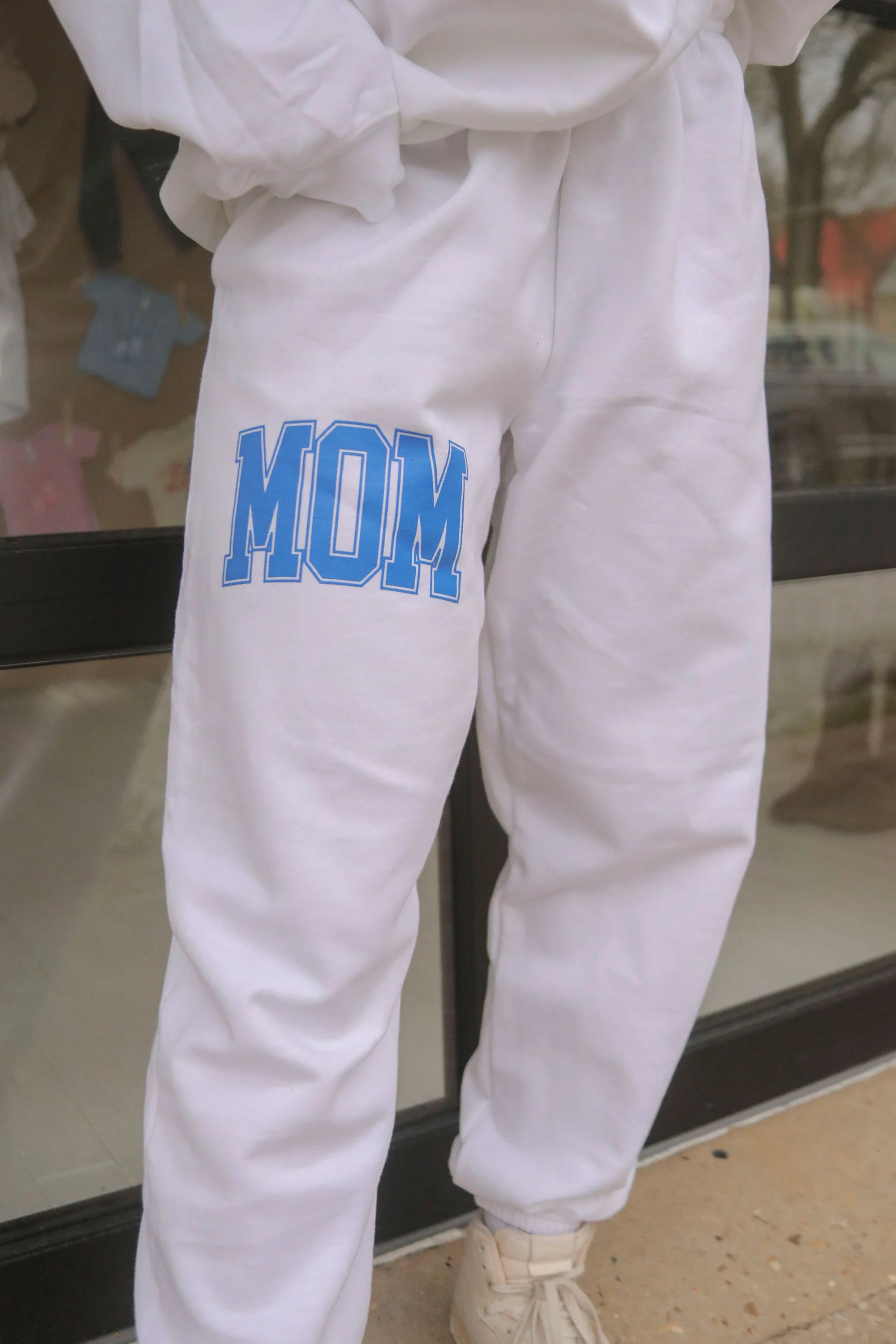 friday + saturday: mom sweatpants - blue | RIFFRAFF
