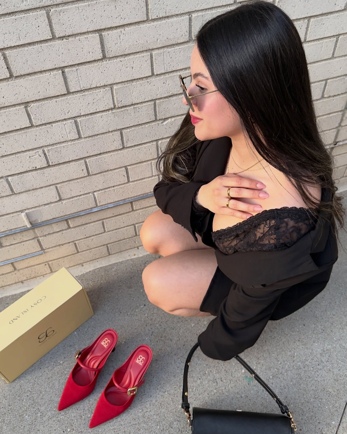 Who said heels can’t be comfy? ✨
Obsessed with how these Cosy Islands heels elevate every look. @cosyisland_official ❤️

Link in bio✨

#cosyislanders #comfyheels #fashionblogger #comfyshoes #nashvilleblogger