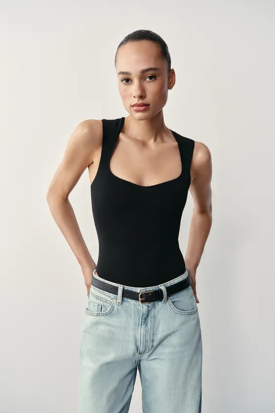 Bodysuit made of stretchy fabric. Square neckline and sleeveless. Bottom snap button closure. | Zara US