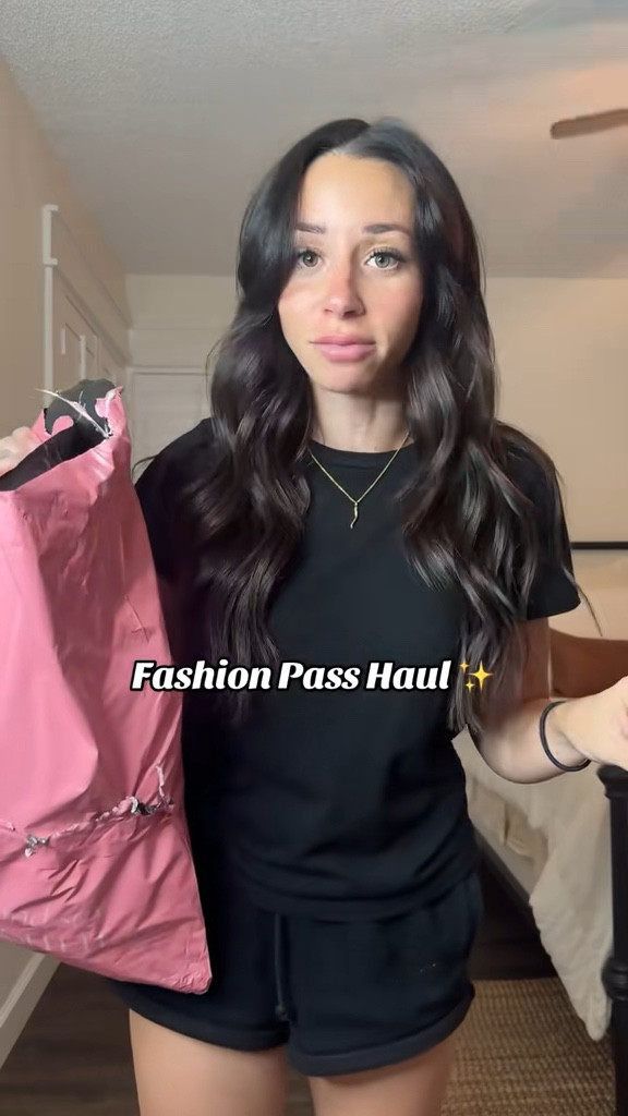 Another day another Fashion Pass. Use code NIKKI99C for $70 off your first month! 

#LTKStyleTip #LTKPetite #LTKSeasonal