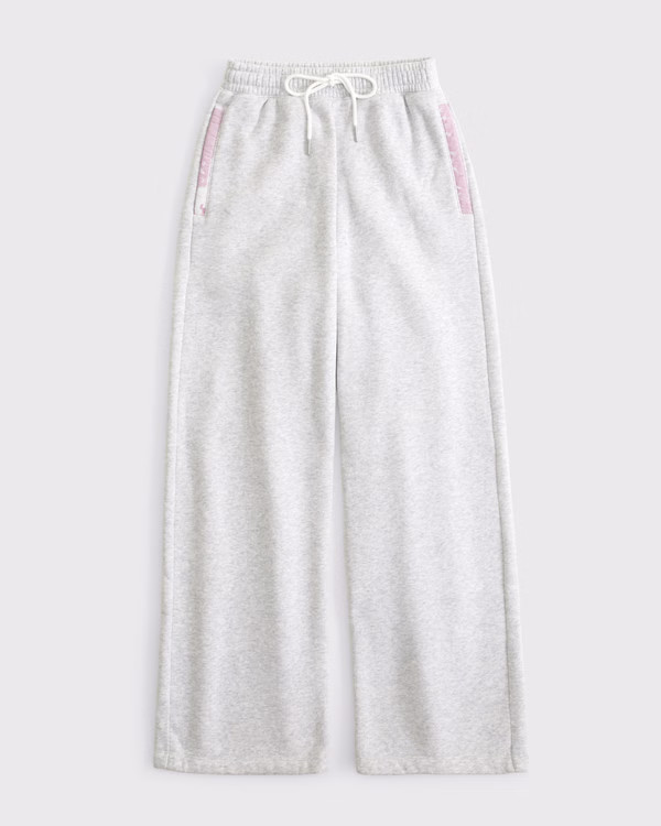 Women's High Rise Sunday Wide Leg Sweatpant | Women's Bottoms | Abercrombie.com | Abercrombie & Fitch (US)