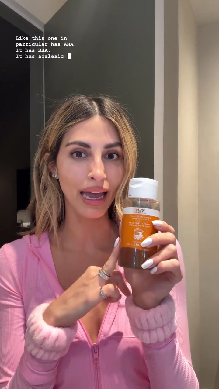 Love this exfoliator - 20% off the entire site: YHASMINA20 