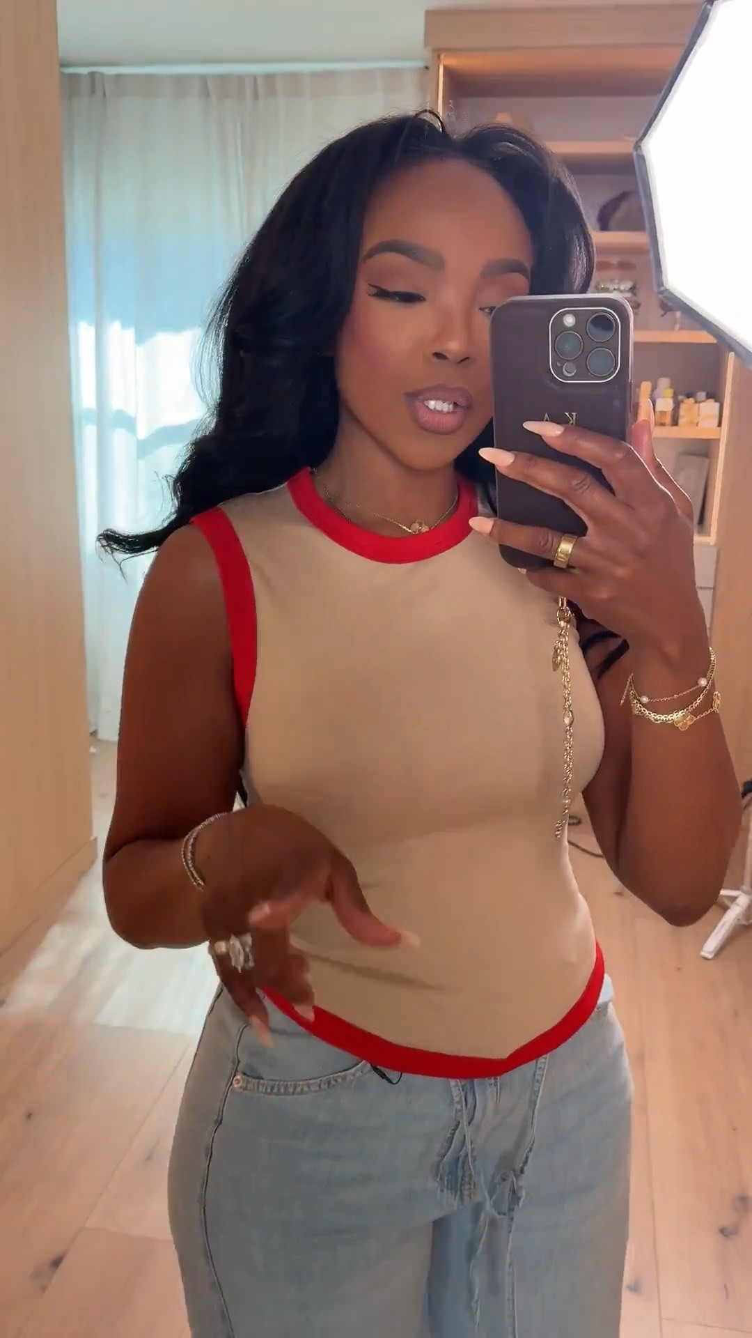 Scroll to shop this casual everyday outfit ❤️

This contrast trim tank paired with relaxed wide-leg denim gives that effortless off-duty vibe—perfect for running errands, casual days out, or a laid-back weekend look.

📏 Measurements: 5’4”, 140 lbs, 34D bust, 27” waist, 40” hips

Follow me on Instagram and YouTube @kirasfashionfinds @Zara 



#LTKootd