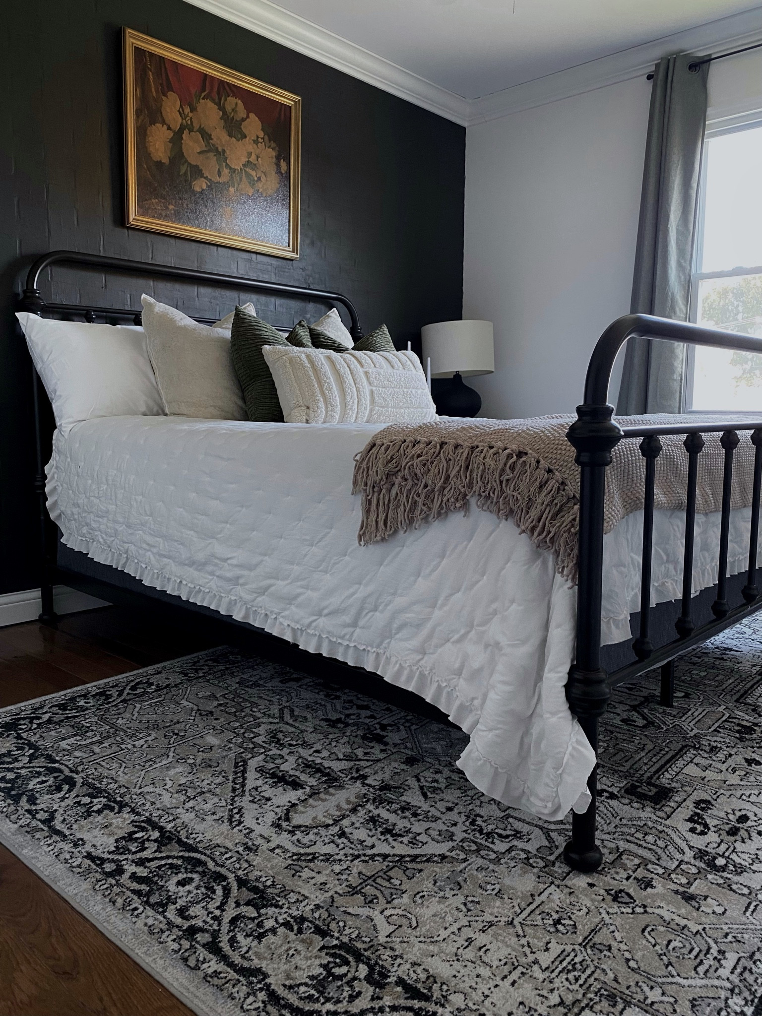 Moody & Vintage Style Guest Bedroom 
#vintage #moodybedroom #guestbedroom #home #homeinspo 

#LTKhome