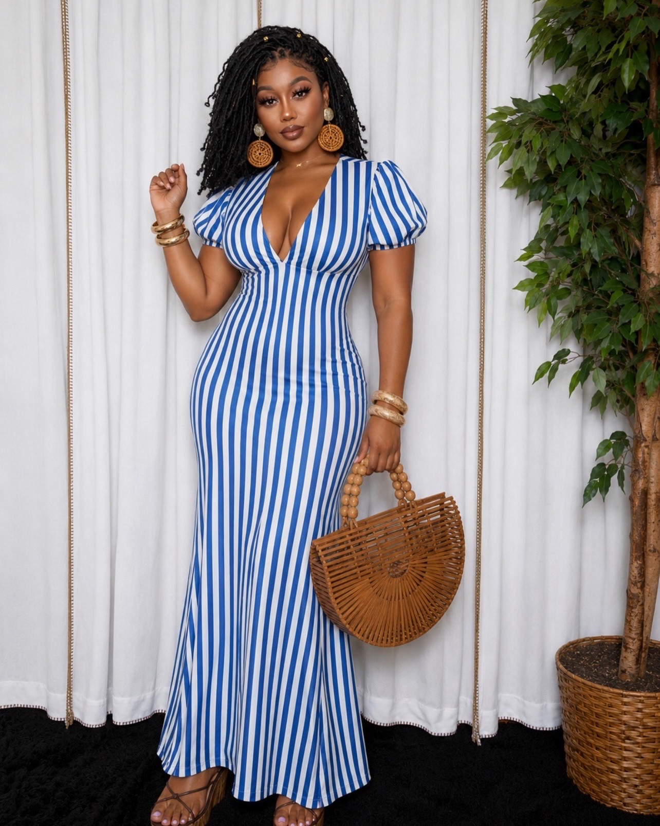 #ad Store Name: BamGleam 🖤
Serving vacay vibes all summer long 🌴✨
This blue striped dress is giving effortless glam, classy curves & tropical getaway energy 💙🤍

Search “Vacay Vibe” on SHEIN for your passport to style ✈️
🆔 368846447
🔗 https://shein.top/cksqnwu

#SHEINVacay #SHEINtrends #sheinpartner @sheinofficial @shein_us

#LTKootd #LTKMidsize #LTKSeasonal
