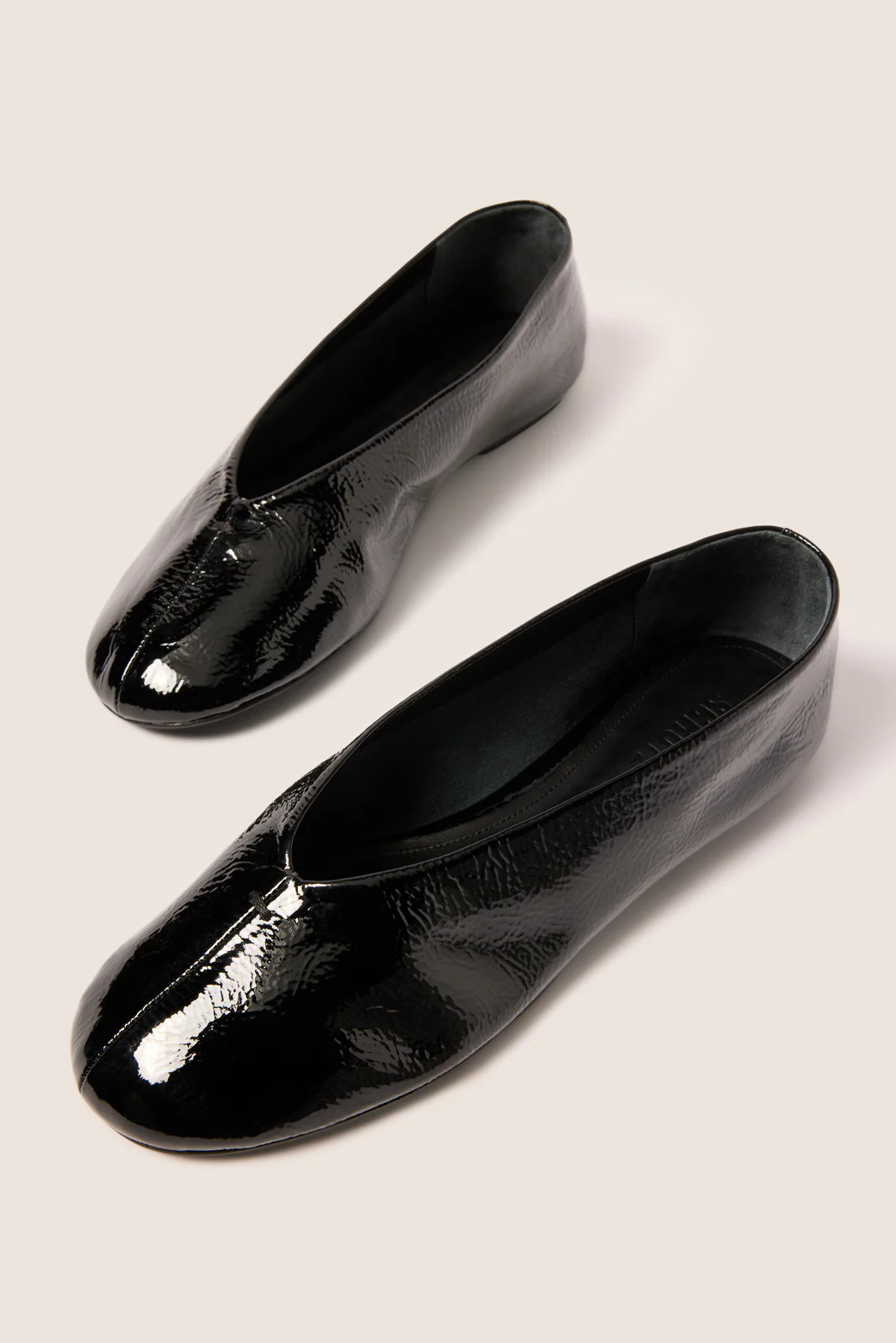 Noelle Flat | Evereve