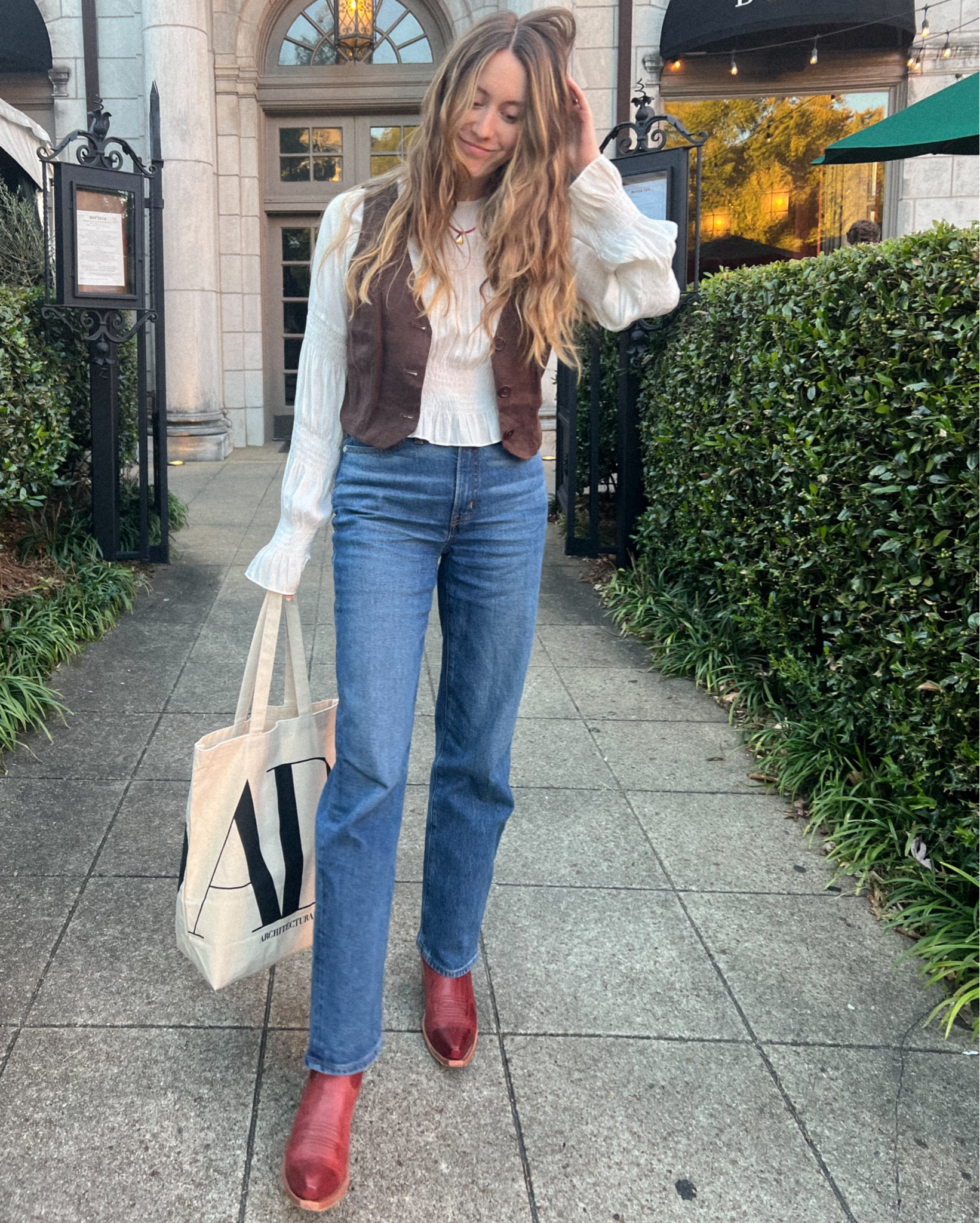 Casual date night outfit with red cowboy boots #redboots

#LTKxMadewell