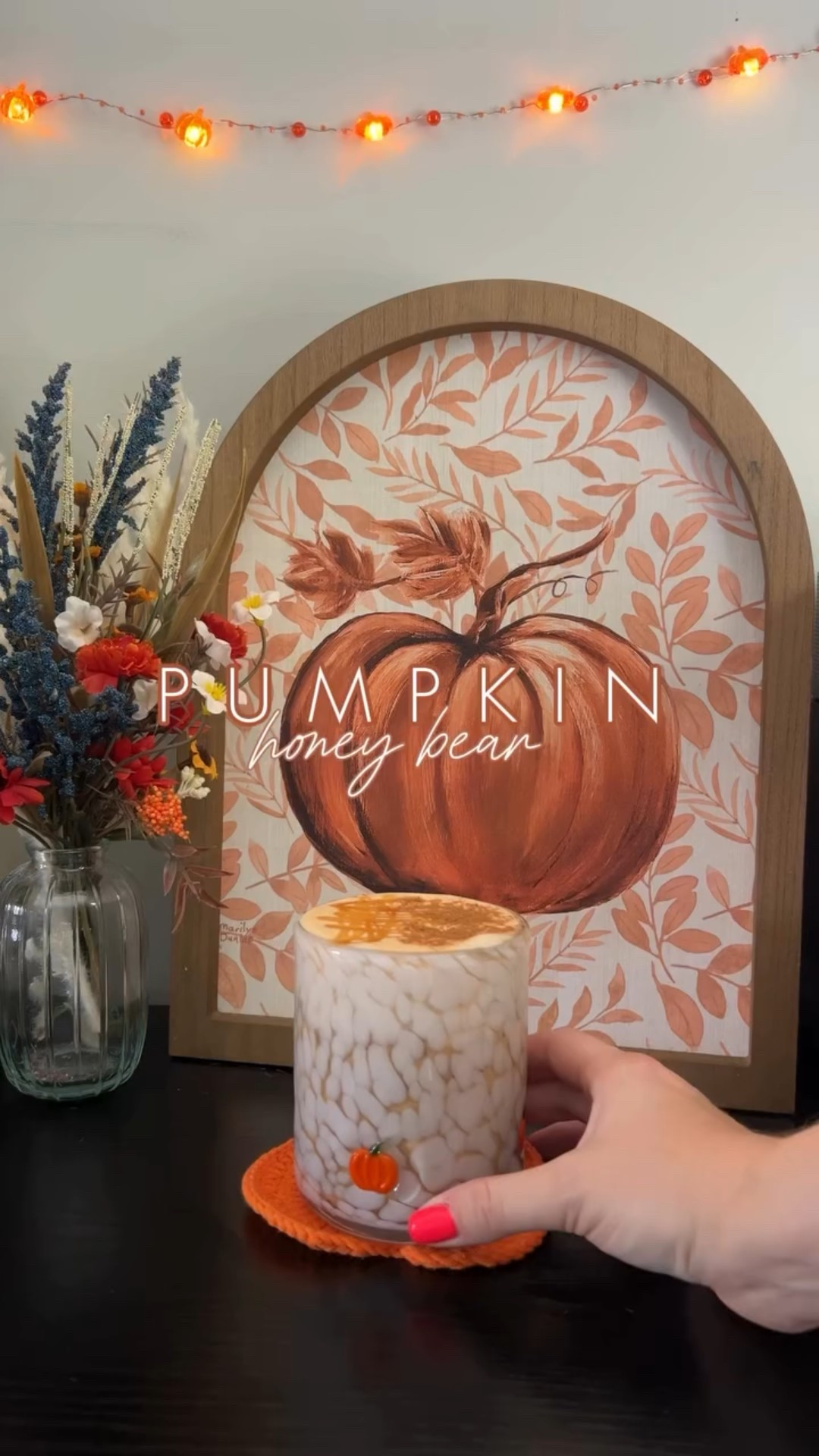 If you know me, you know I’m obsessed with the honey bear latte from @lovebird.cafeandmarket, so I obviously had to put a festive twist on it 🎃

Latte -
•bianco doppio @nespresso 
•cookie butter @traderjoes 
•sweet cream creamer @chobani
•ice 

Cold Foam -
•heavy cream
•sweet cream creamer @chobani 
•pumpkin puree @libbyspumpkin 
•pumpkin pie spice @mccormickspice 

•topped with honey & pumpkin pie spice 

✨I’m Meg, the Iced Coffee Connoisseur! I’m bringing you all things coffee — including fun at home recipes & honest reviews of coffee shops all across NJ✨

#icedcoffeeconnoisseurs #athomecoffee #athomecafe #coffeeinspo #coffeerecipes #nespressorecipes #fallcoffee #fallcoffeerecipes #fallcoffeebar #fallcoffeeinspo #pumpkinlatte #pumpkinspice #athomecoffeerecipes