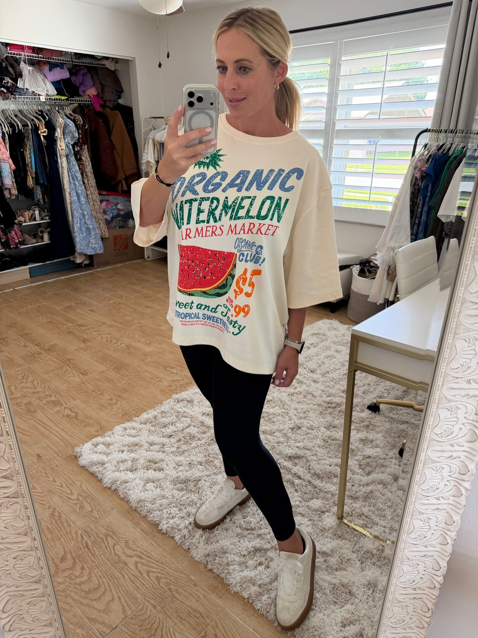 Casual outfit. Graphic t-shirt. 18 weeks pregnant 



#LTKootd #LTKSeasonal #LTKBump