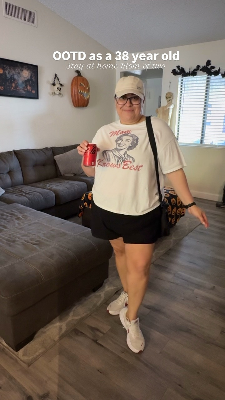 OOTD as a 38 yr old stay at home mom of two. 
.
.
.
#ootd #sahmootd #momlife