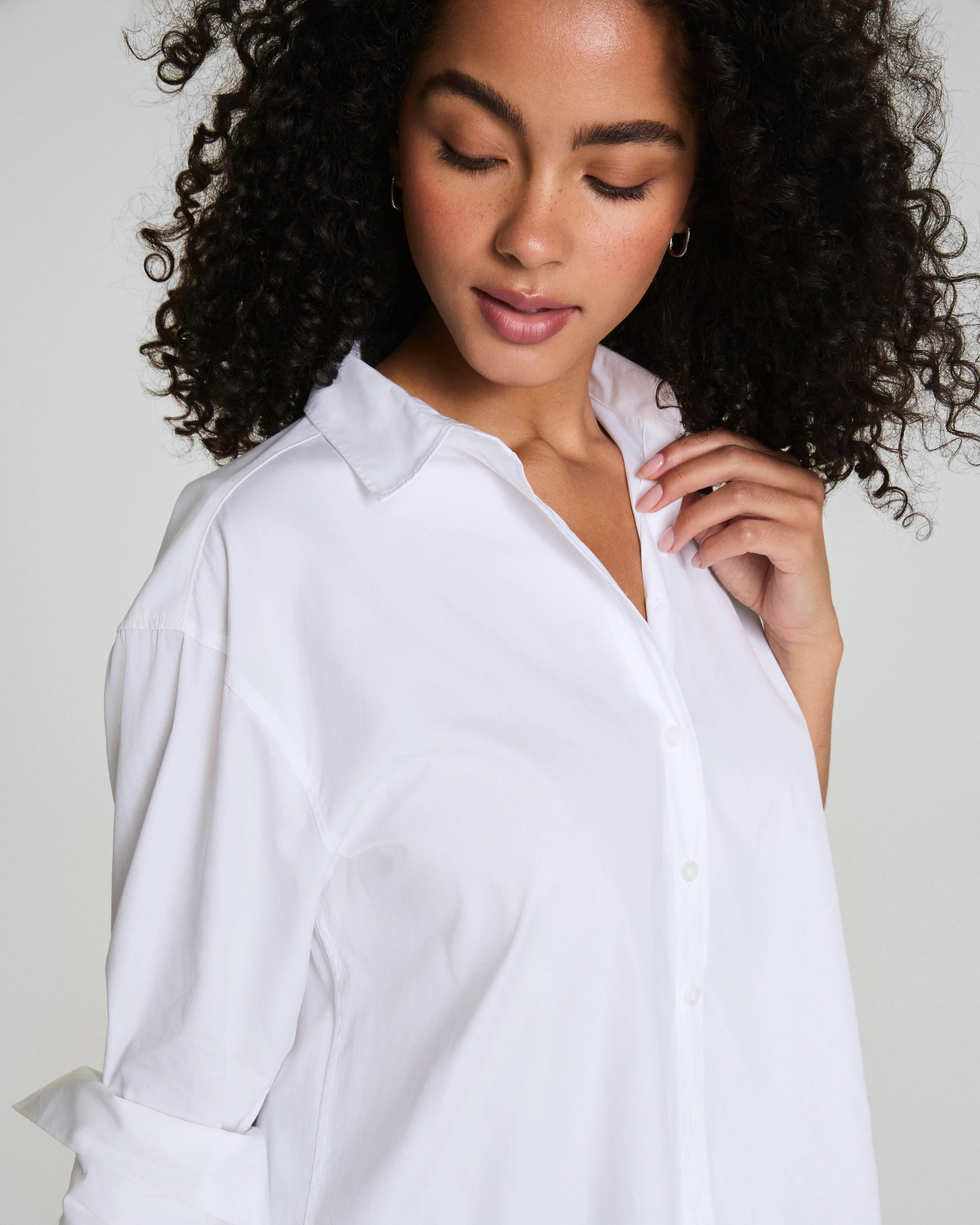Oversized Poplin Button-Up Shirt | SPANX | Spanx Canada