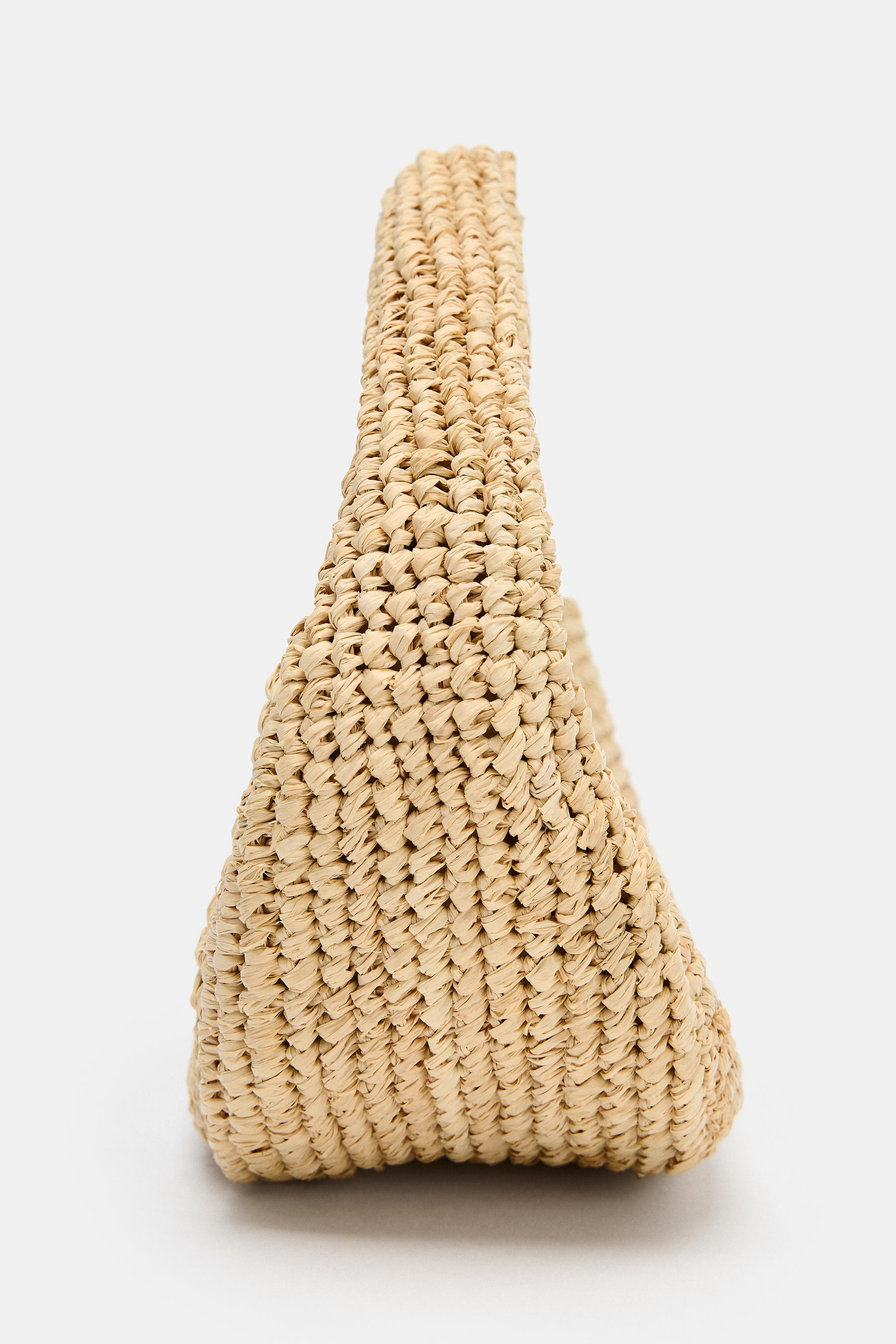 Raffia handbag. Interior pocket with metal zip. Handle.Height x Length x Width: 4.3 x 9.1 x 3 inc... | Zara US