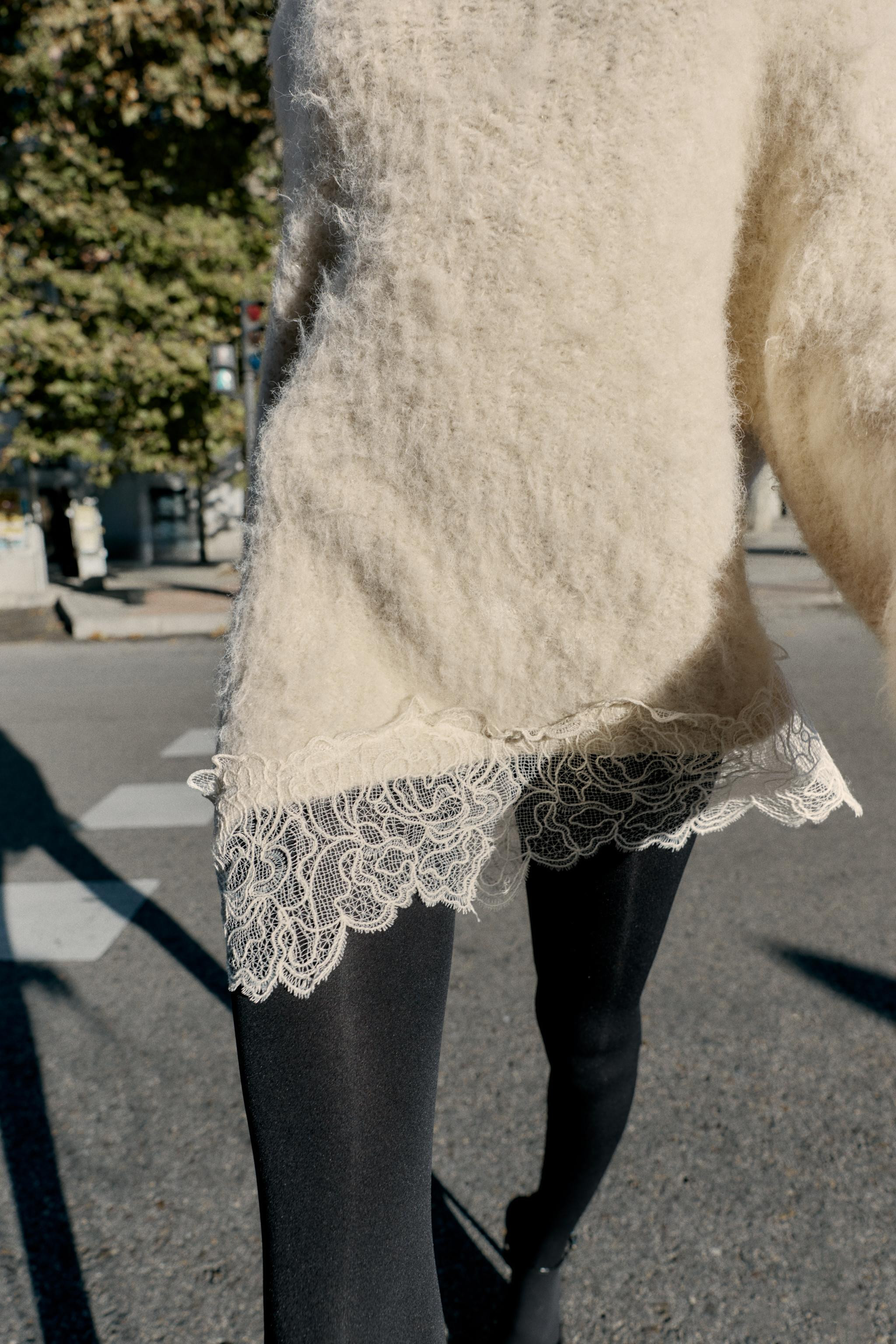 COMBINED KNIT JUMPER WITH LACE | Zara UK