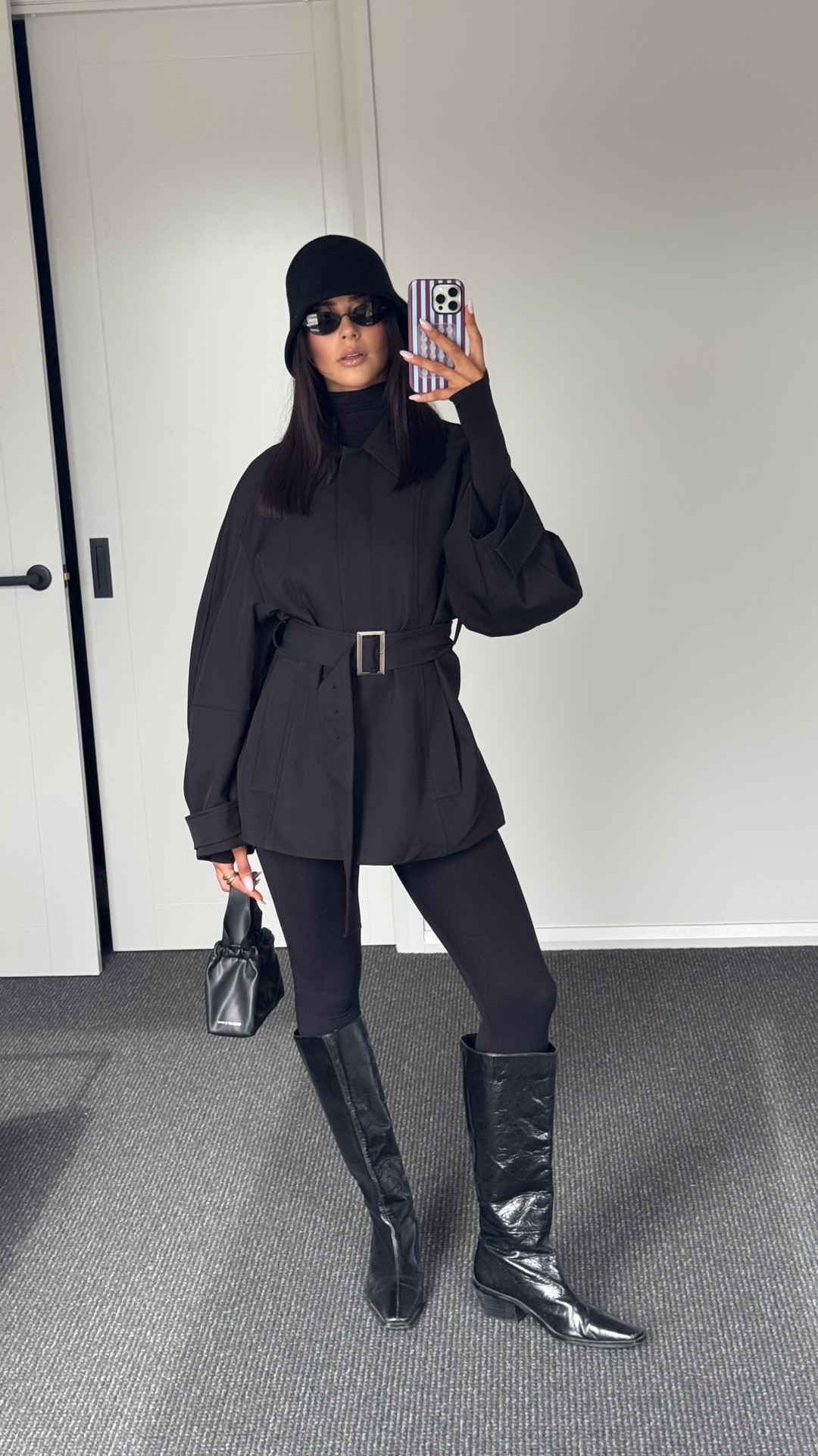 Chic black outfit

#LTKaustralia #LTKwinter