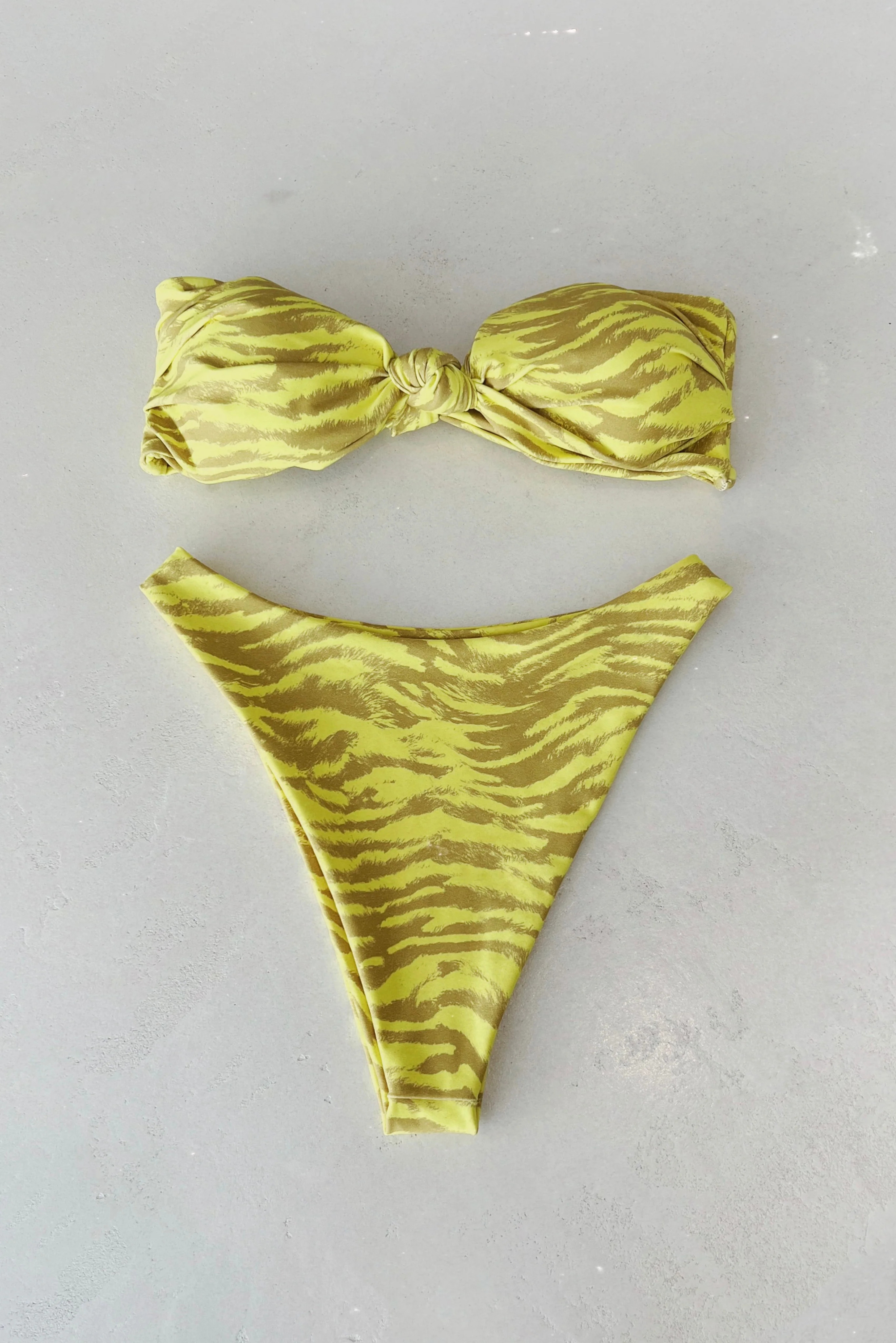 Kelly Bottom - Tropicale | Skatie LLC