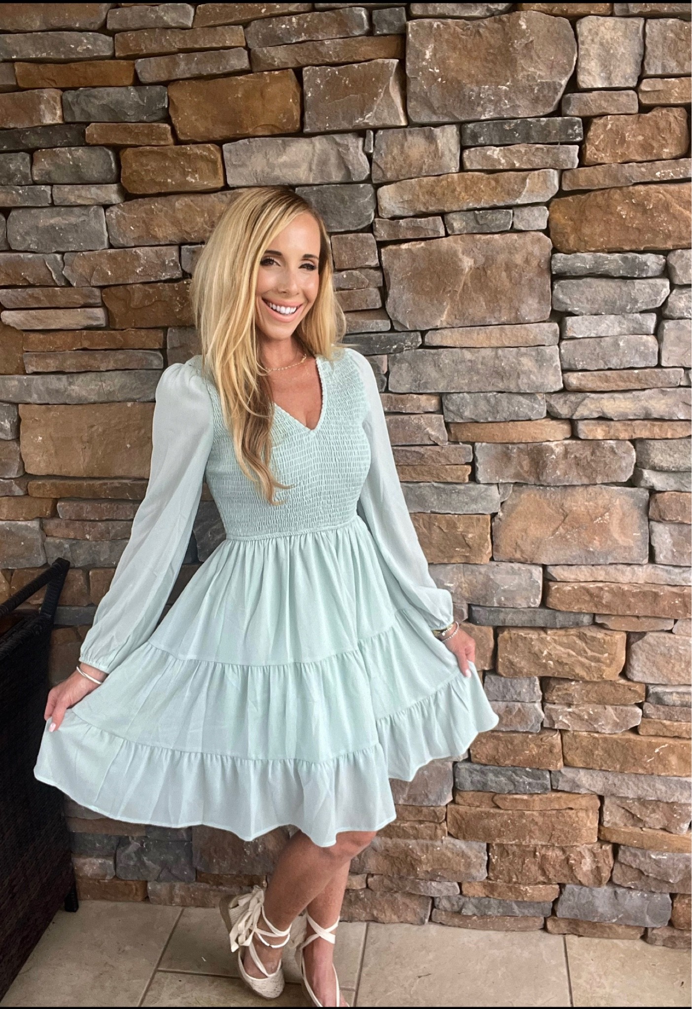 Beautiful waisted dress size small 

#LTKstyletip #LTKcurves #LTKfit