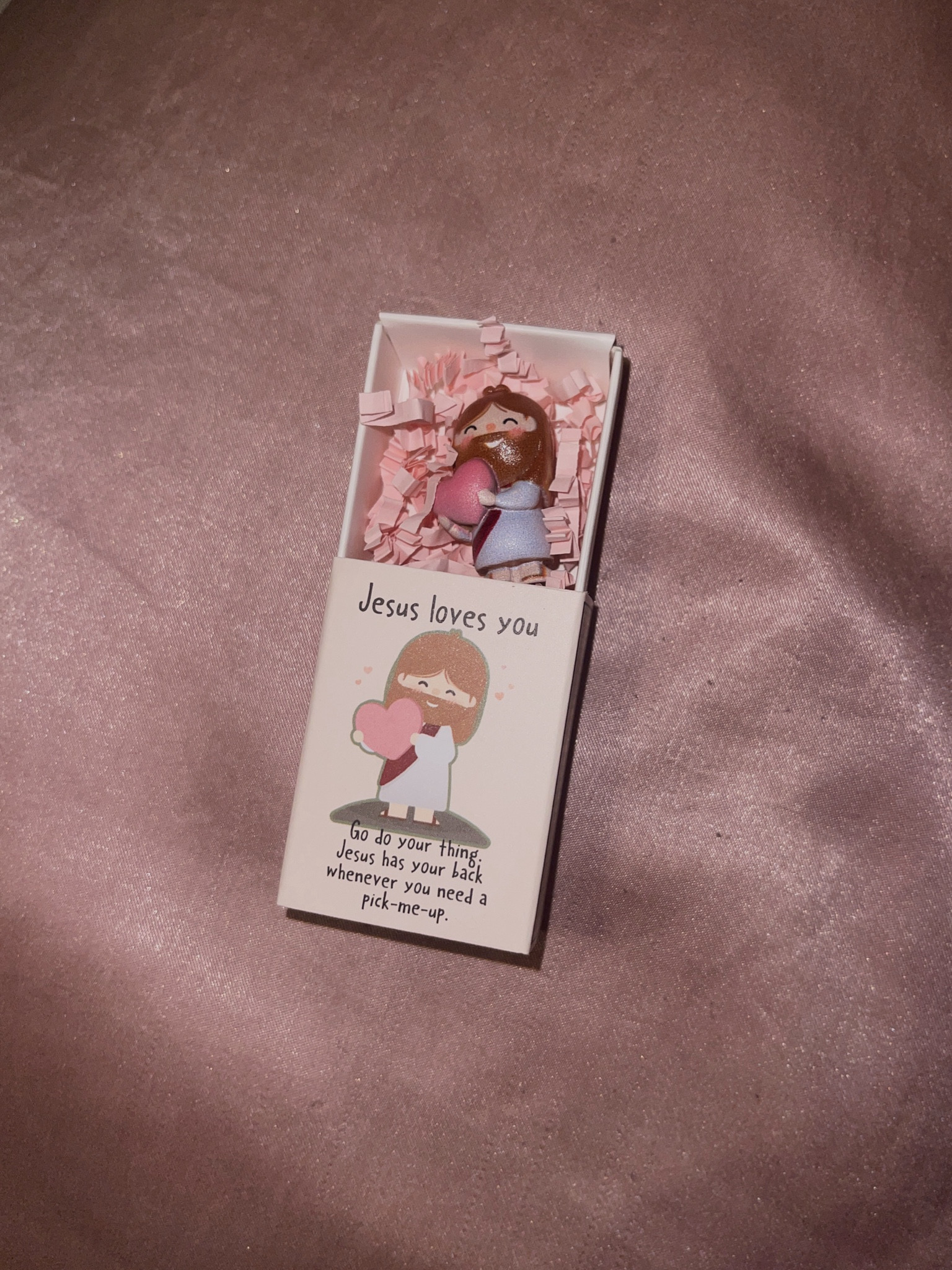 jesus loves you!🩷