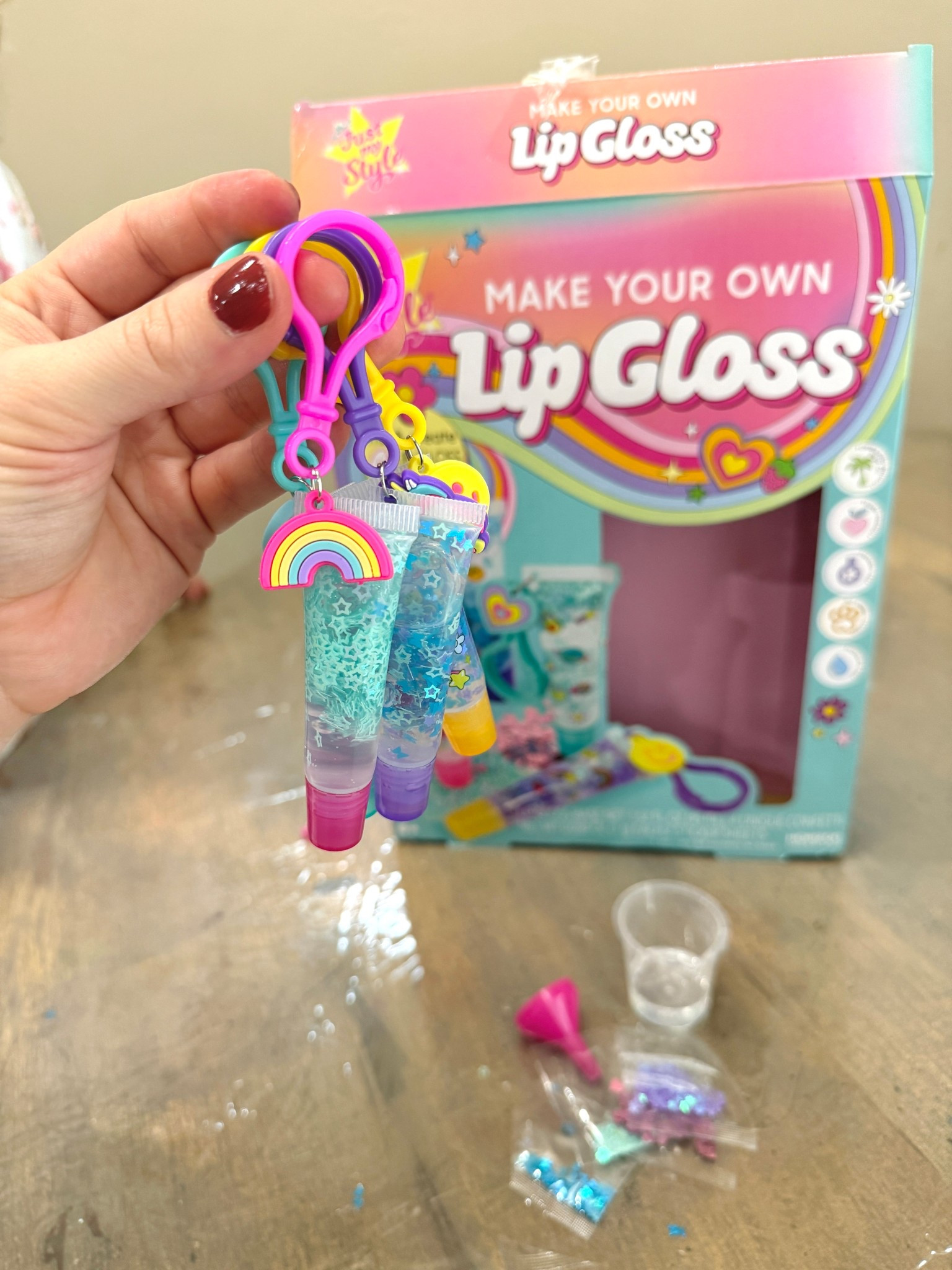 My 7 year old loved this! She was able to do it all by herself! Christmas gift?! 🎄 

#LTKBeauty #LTKGiftGuide #LTKHoliday