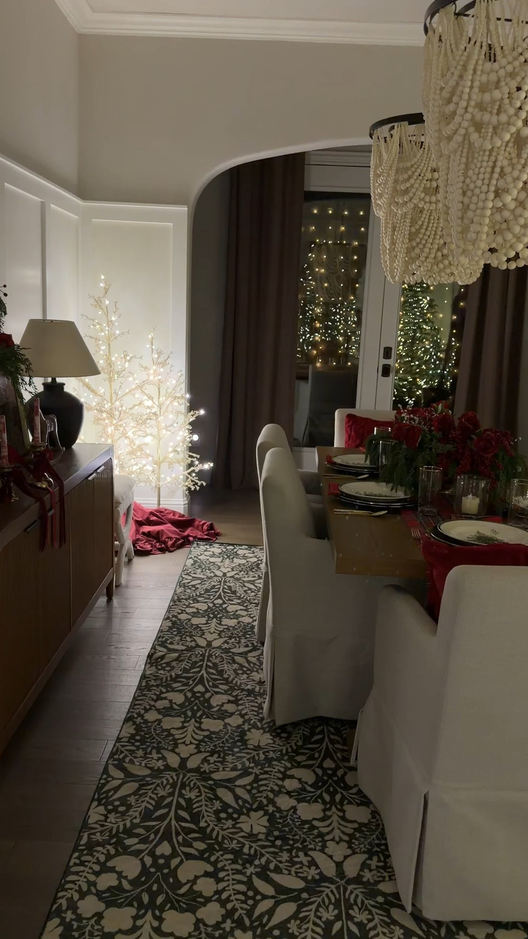 Christmas home tour 

#LTKdayinmylife #LTKHoliday #LTKGiftGuide