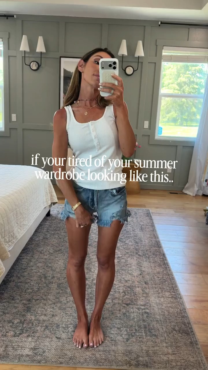 Still reaching for the same outfits you wore 10 years ago? Let’s refresh that Millennial mom style—without sacrificing comfort or your budget. Think elevated basics, better fits, and effortless pieces that move with you (and your busy life). You don’t need a whole new wardrobe—just a few smart swaps. ✨

millennial mom style, affordable fashion, comfy outfits, casual chic mom, wardrobe refresh, everyday style, budget-friendly outfits

#MillennialMomStyle #AffordableFashion #MomOutfits #CasualChic #WardrobeRefresh

#LTKmomlife #LTKootd #LTKgrwm