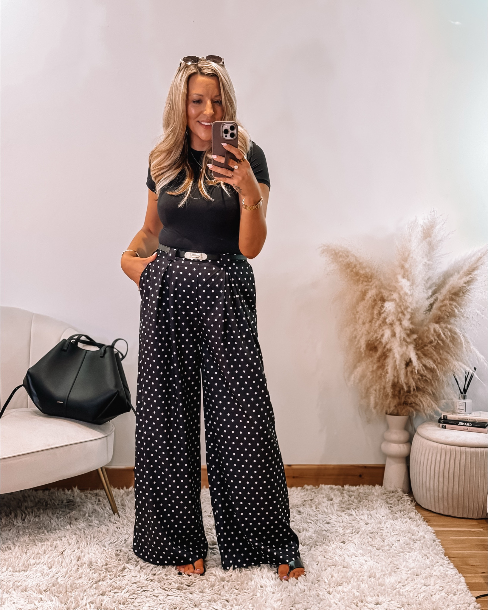 Polka dots but make it elevated 🤍
Proof you don’t need colour to make a statement, just the right fit, a cinched waist, and a little confidence.

These wide-leg trousers are giving comfort meets classy and I’m here for it.



#LTKsummer #LTKspring #LTKuk