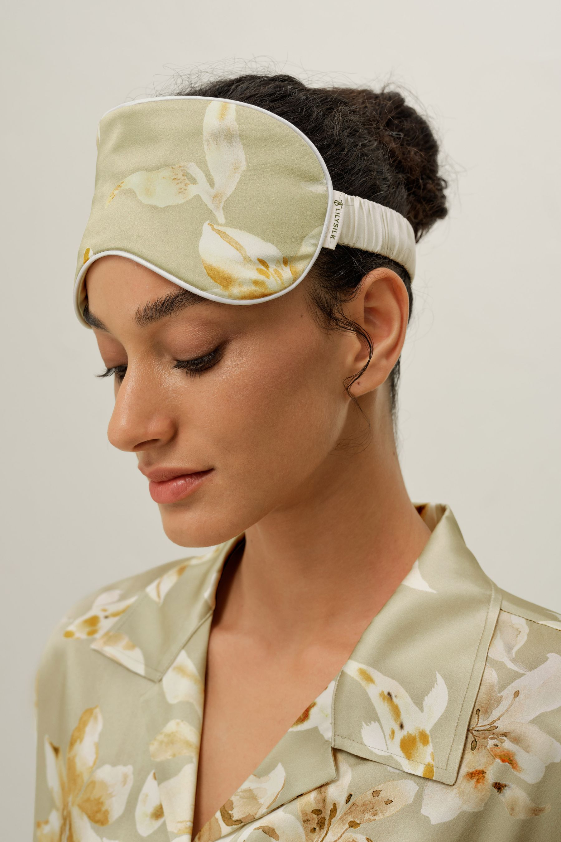 Pisces Zodiac Silk Eye Mask | LILYSILK