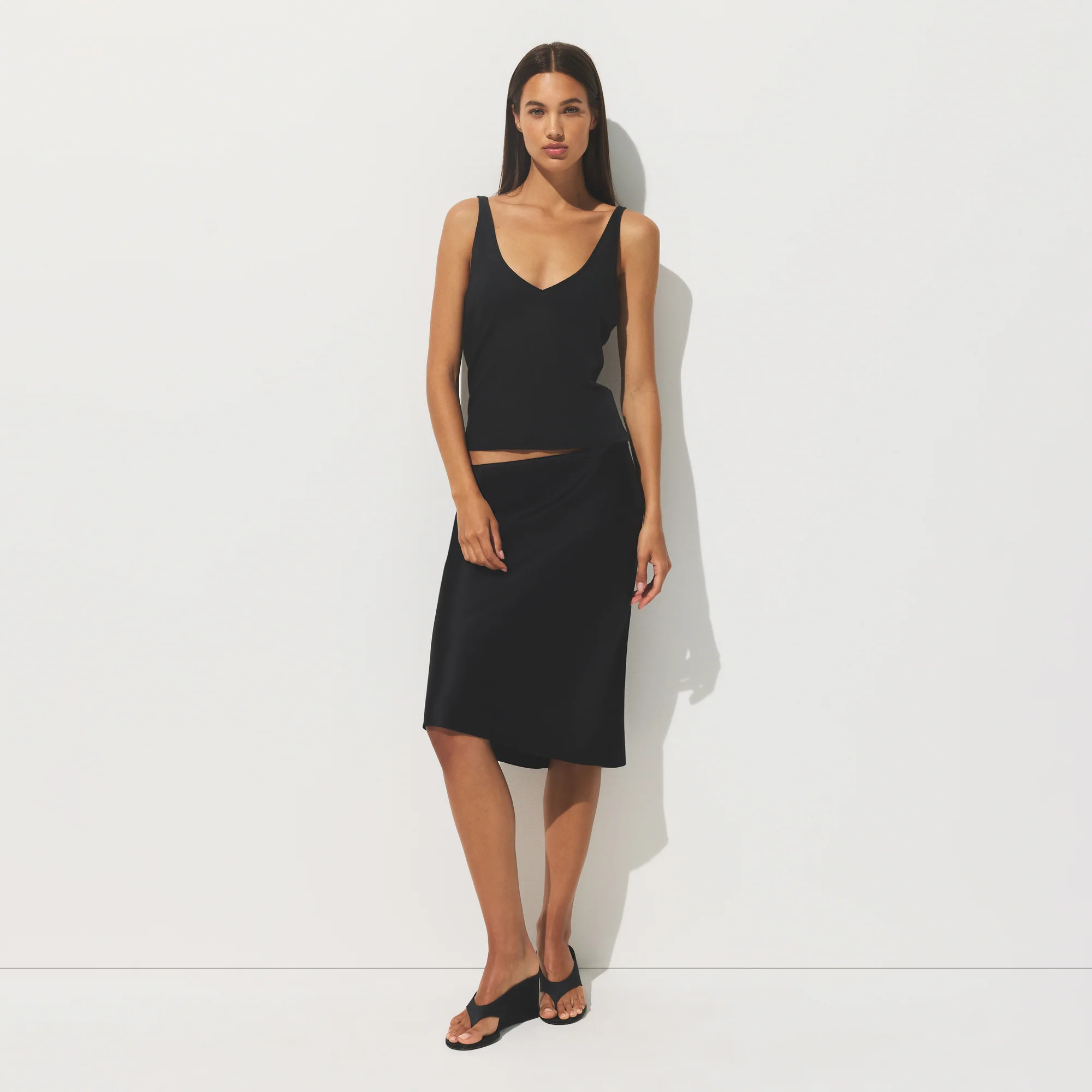 SKIMS V Neck Tank Top | Black | Small | Sheer Rib | SKIMS (US)